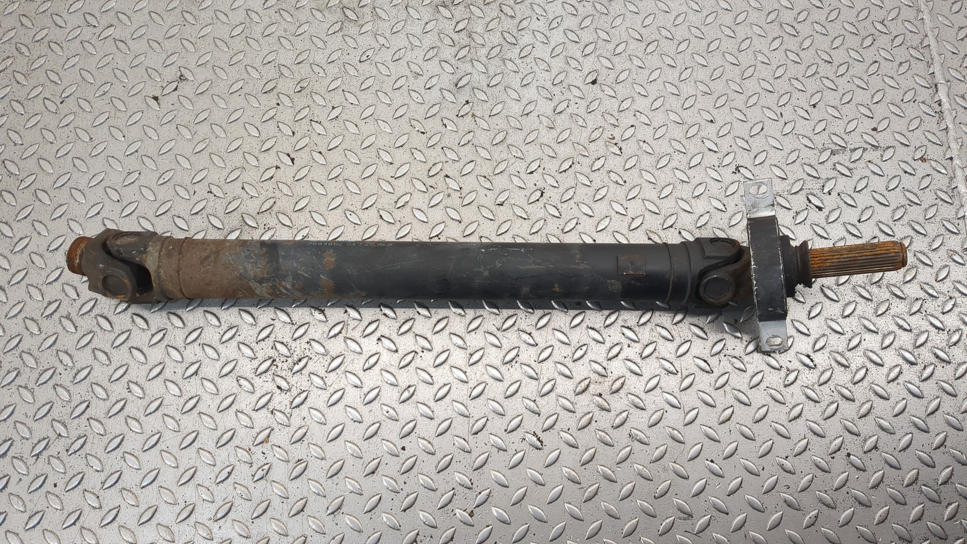 Вал карданный задний