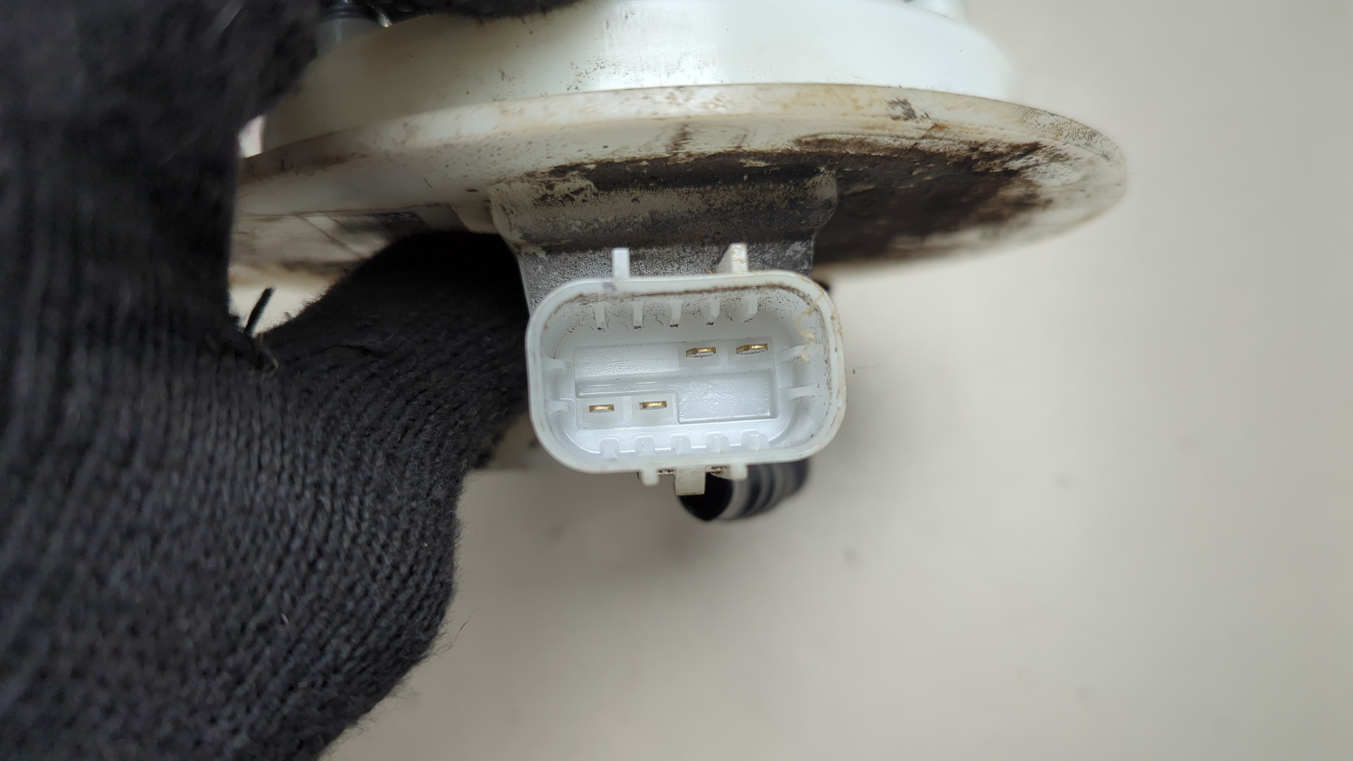 Насос топливный электрический