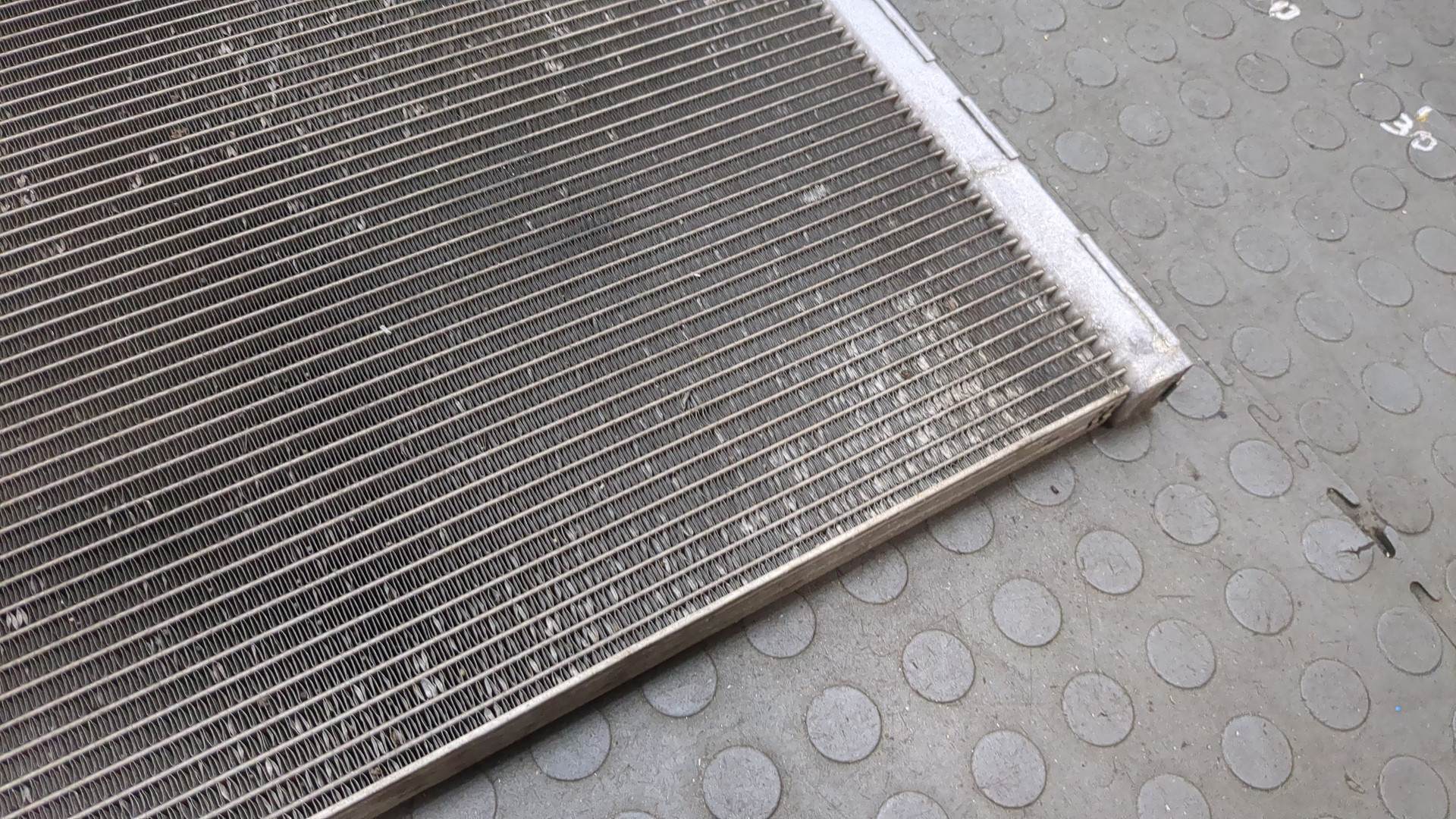 Радиатор охлаждения двигателя основной