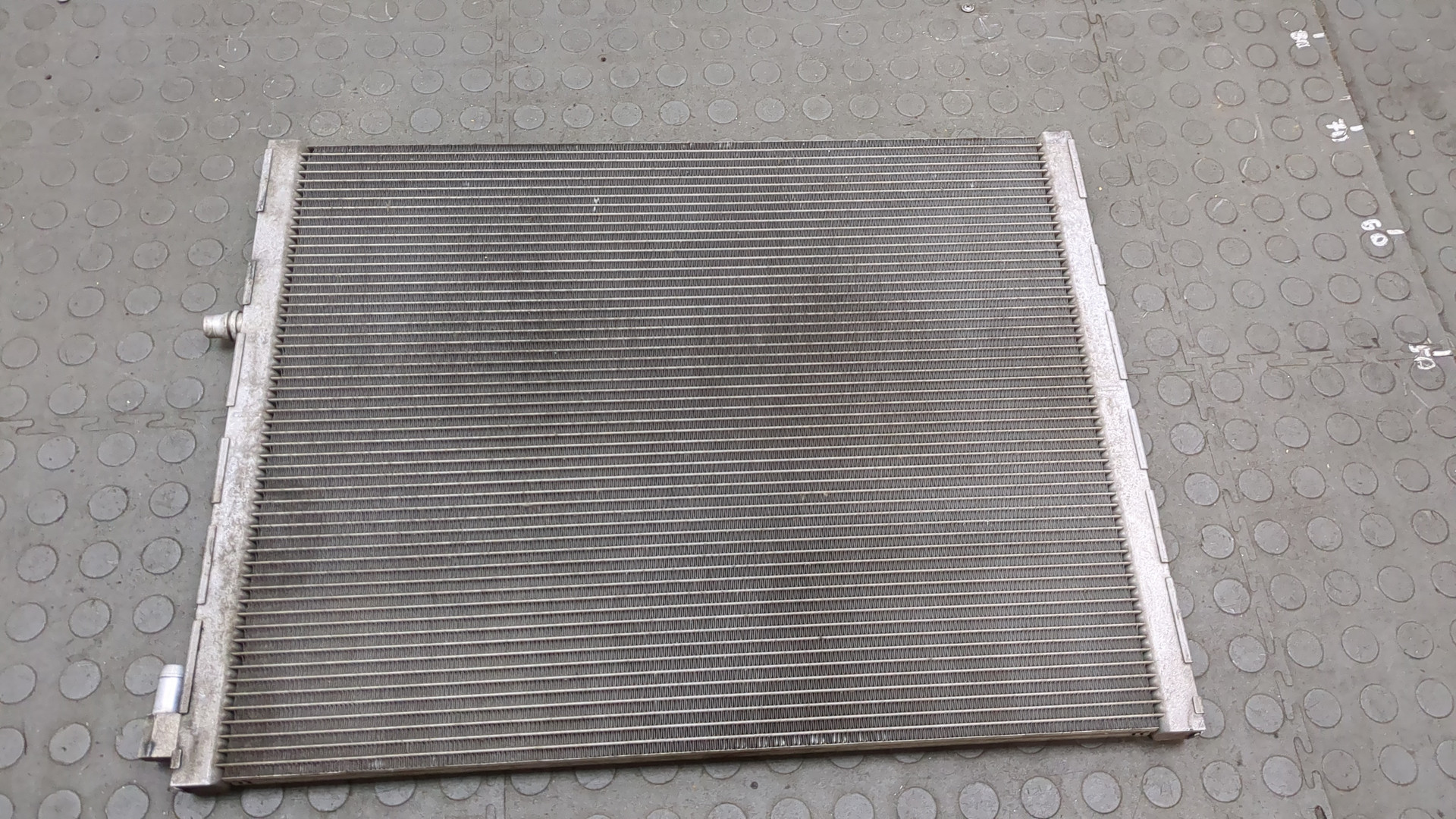 Радиатор охлаждения двигателя основной