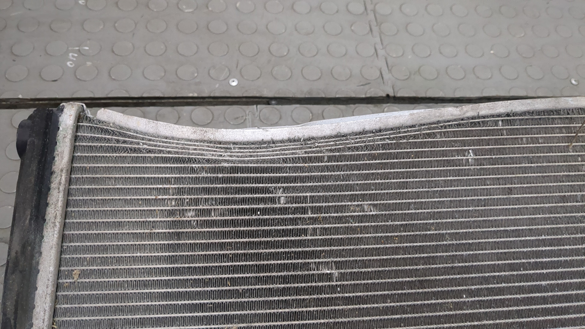 Радиатор охлаждения двигателя основной