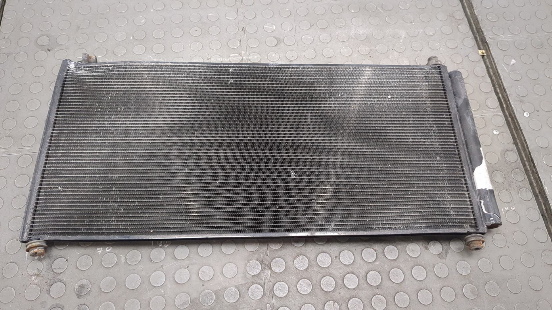 Радиатор кондиционера / конденсер