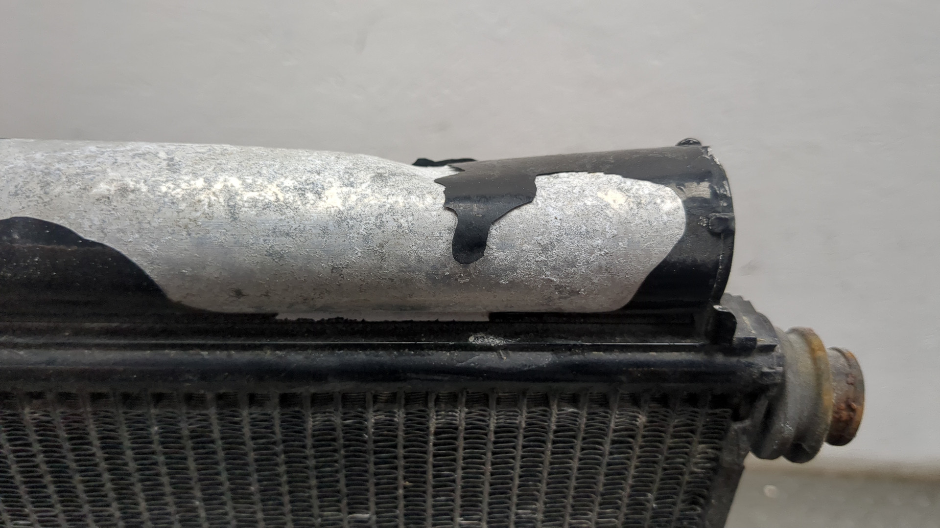 Радиатор кондиционера / конденсер