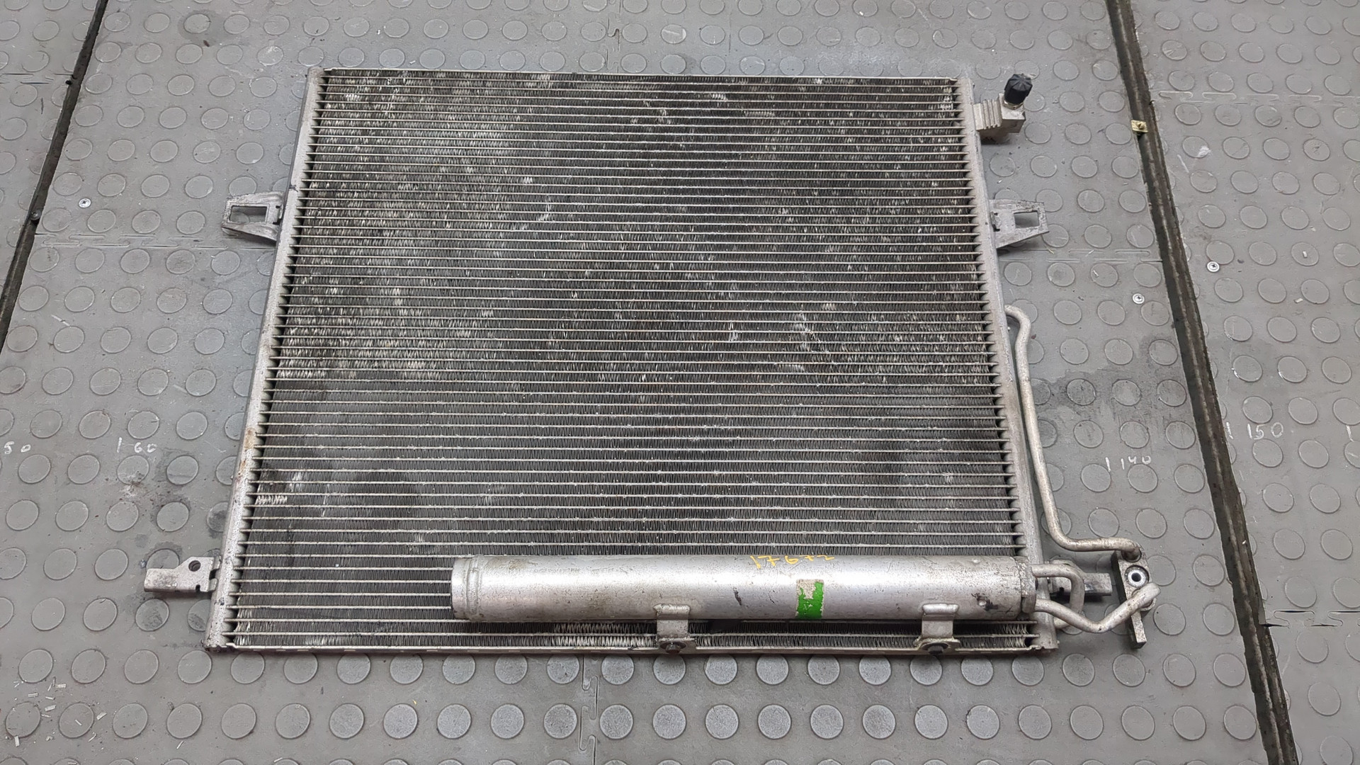 Радиатор кондиционера / конденсер