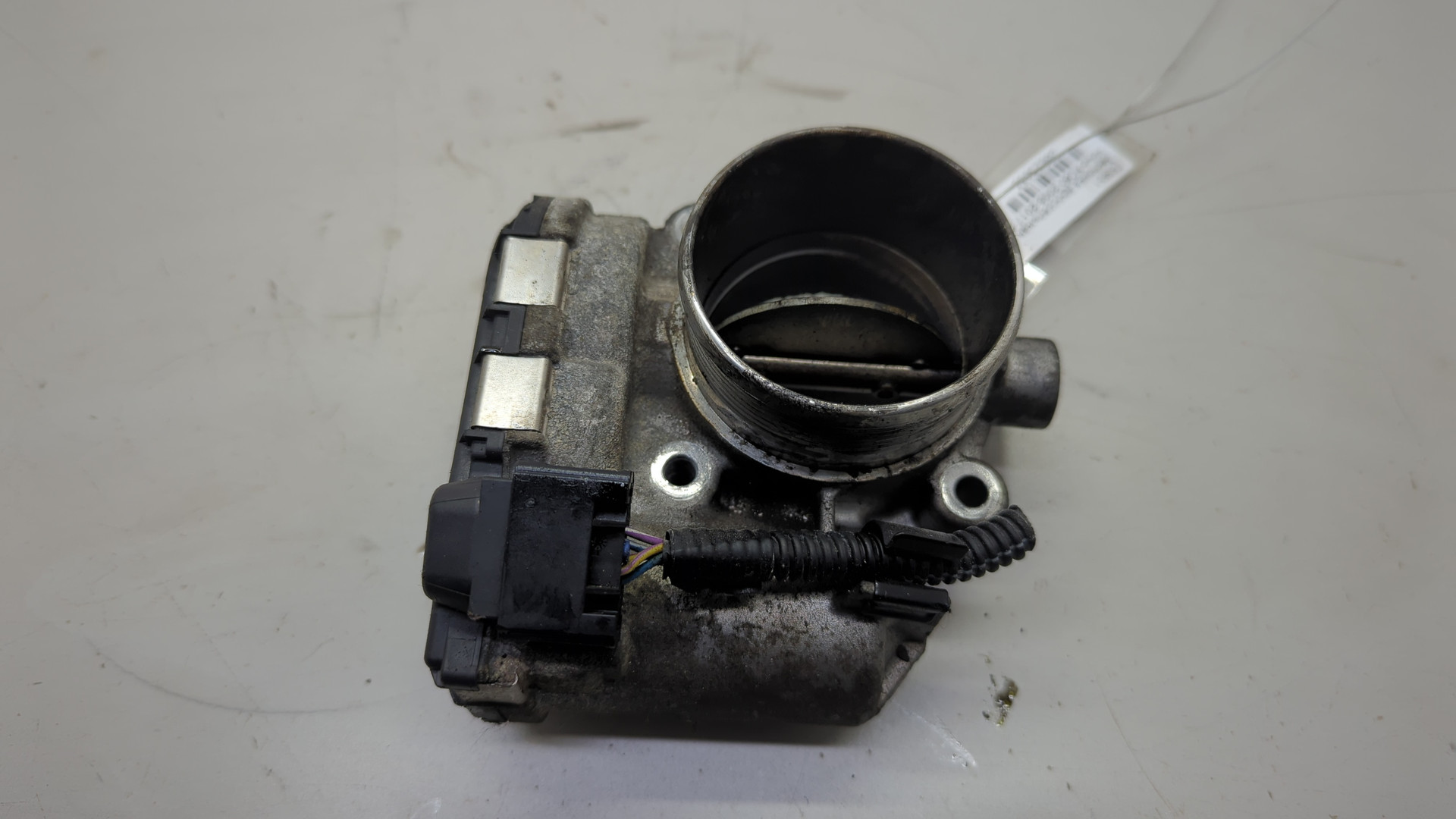 Заслонка дроссельная электрическая