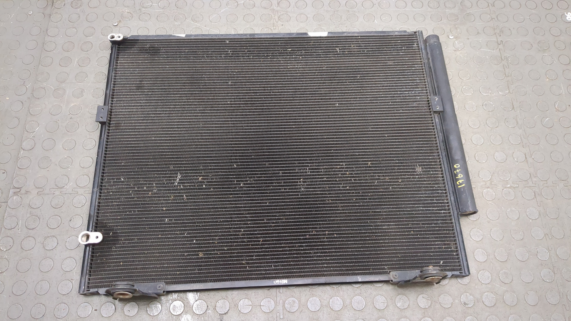 Радиатор кондиционера / конденсер