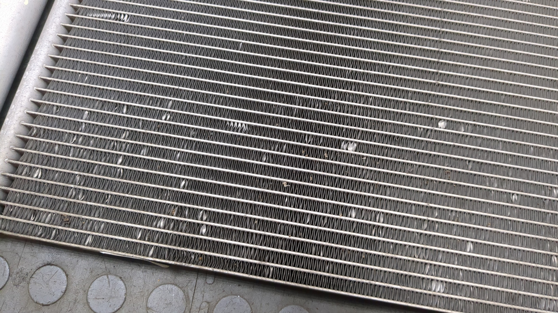 Радиатор кондиционера / конденсер