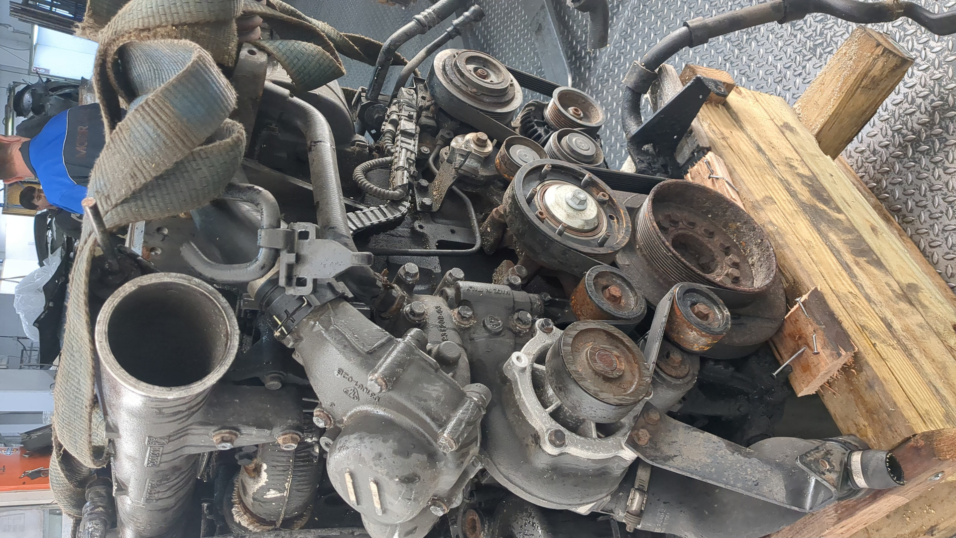 Двигатель (ДВС)