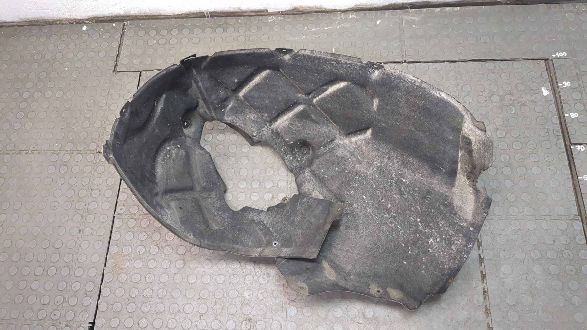 Локер передний левый