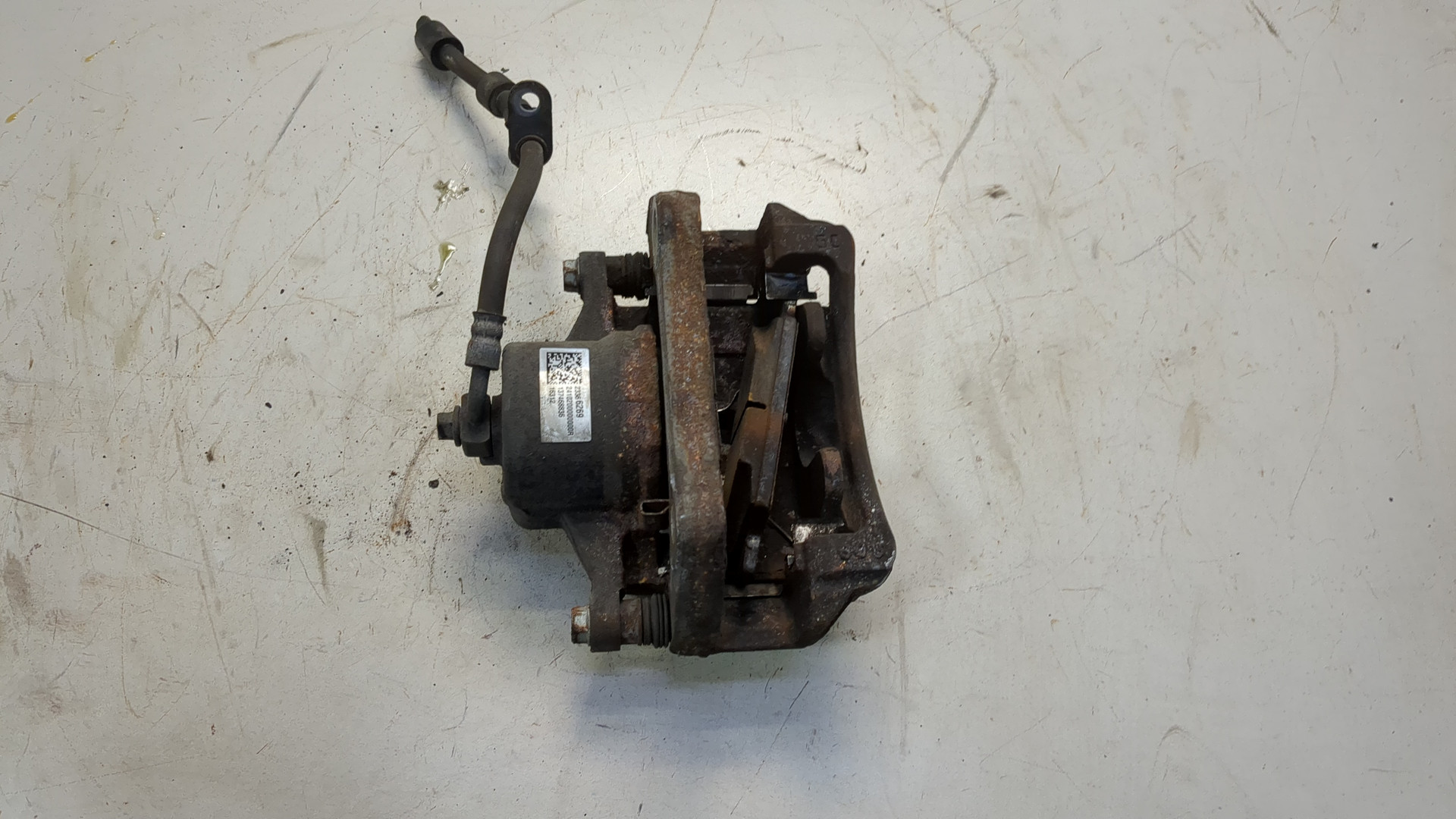 Суппорт передний правый