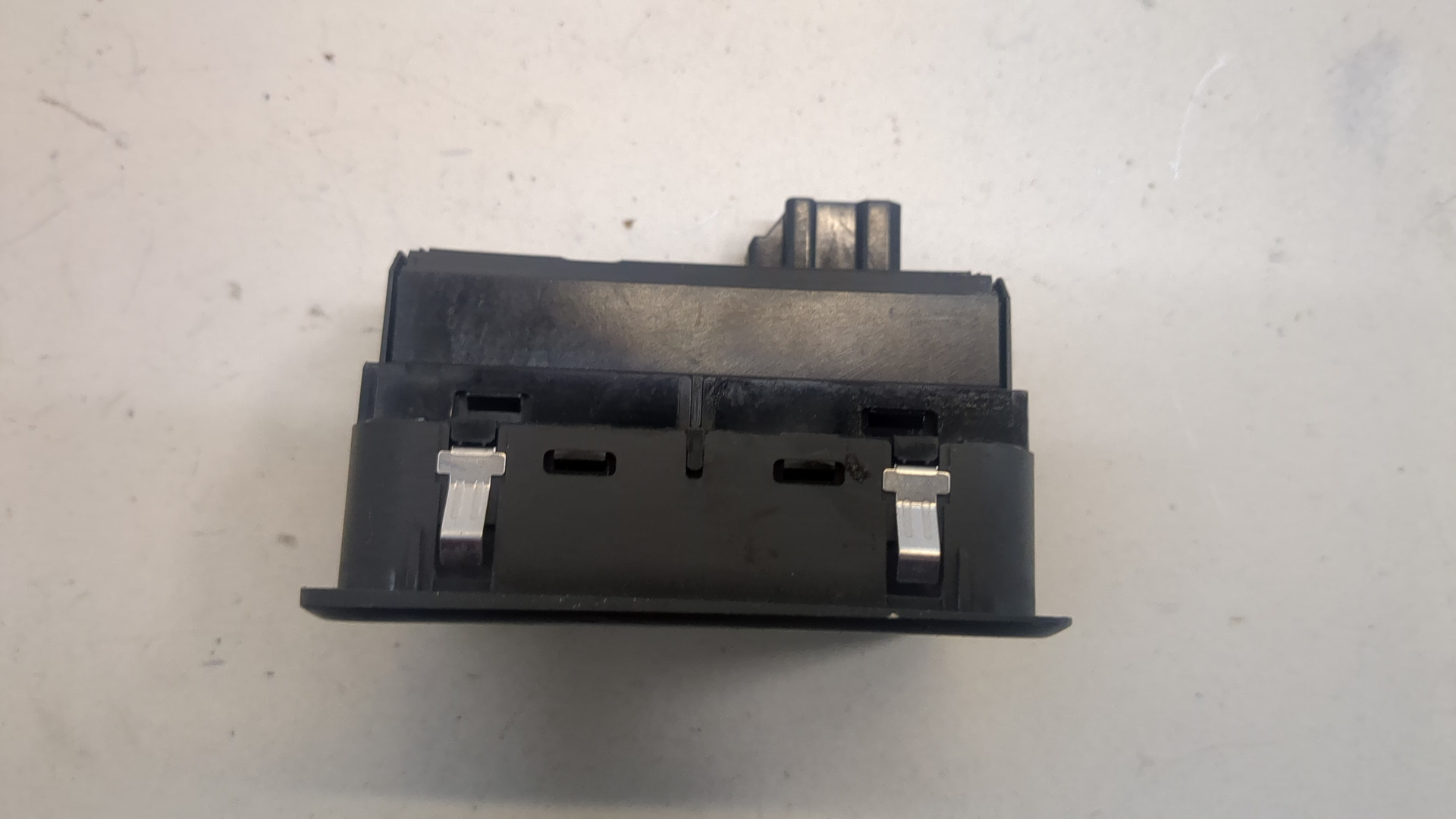 Переключатель отопителя