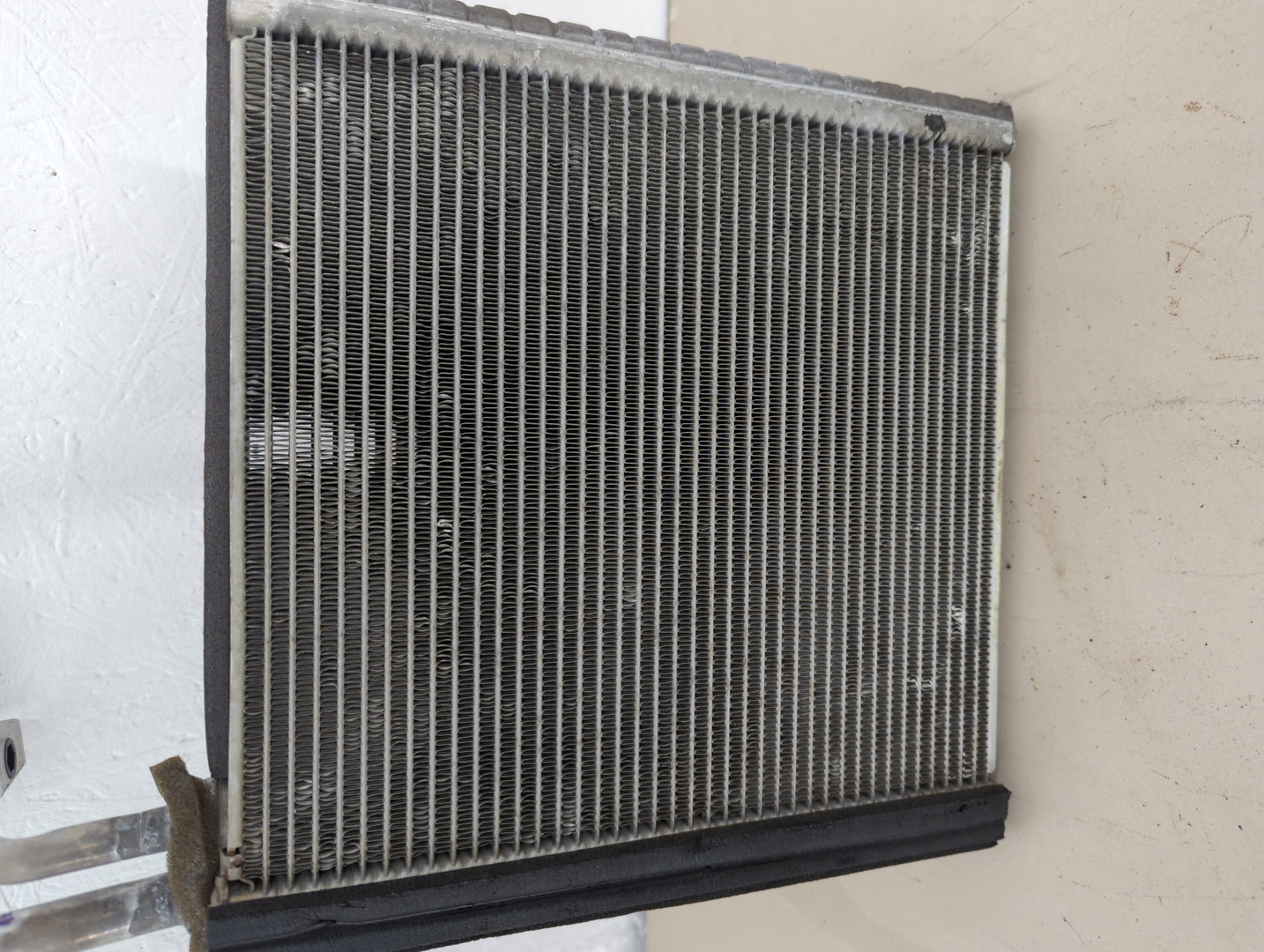 Радиатор кондиционера / конденсер