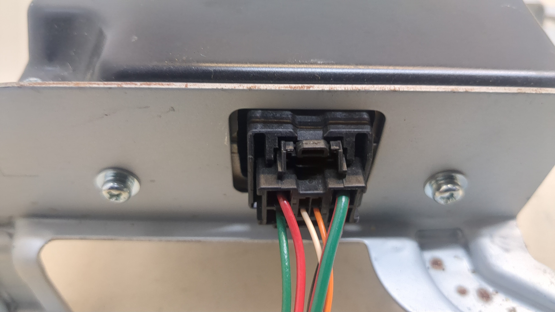 Преобразователь напряжения (адаптер)