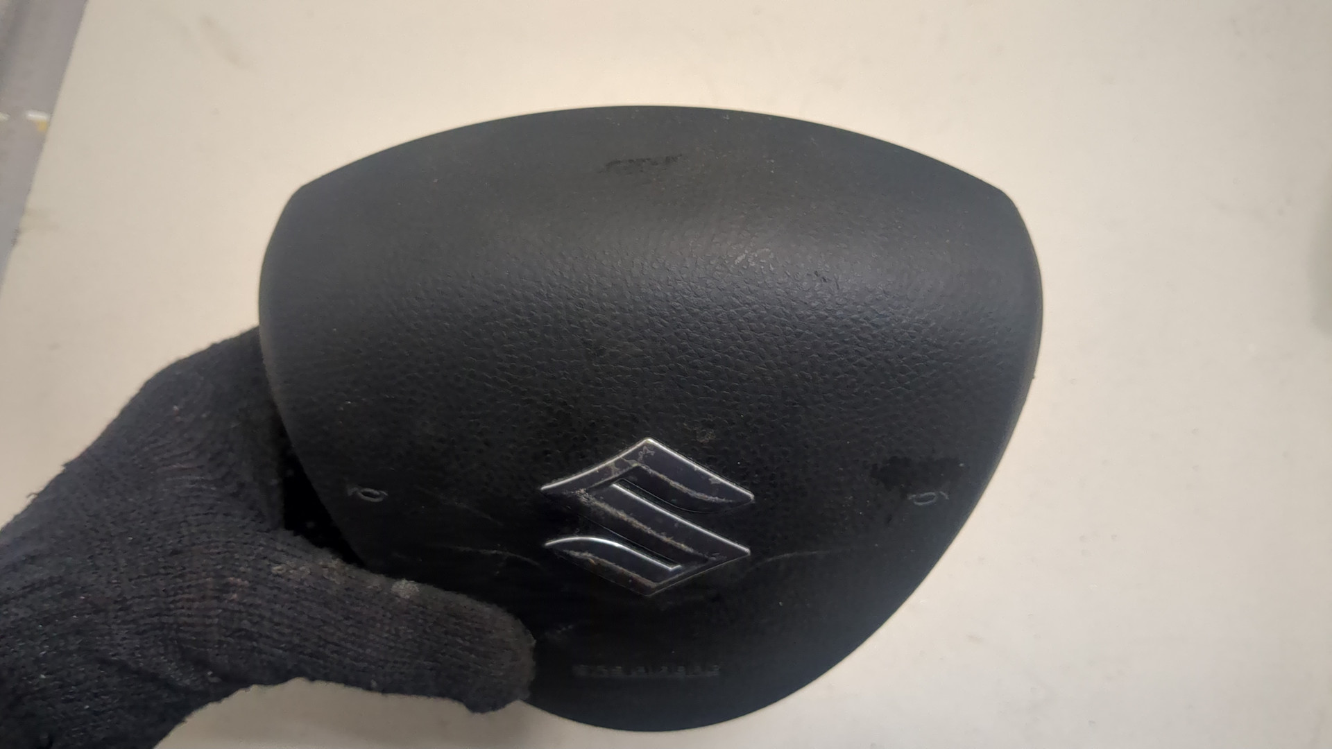 Подушка безопасности в рулевое колесо