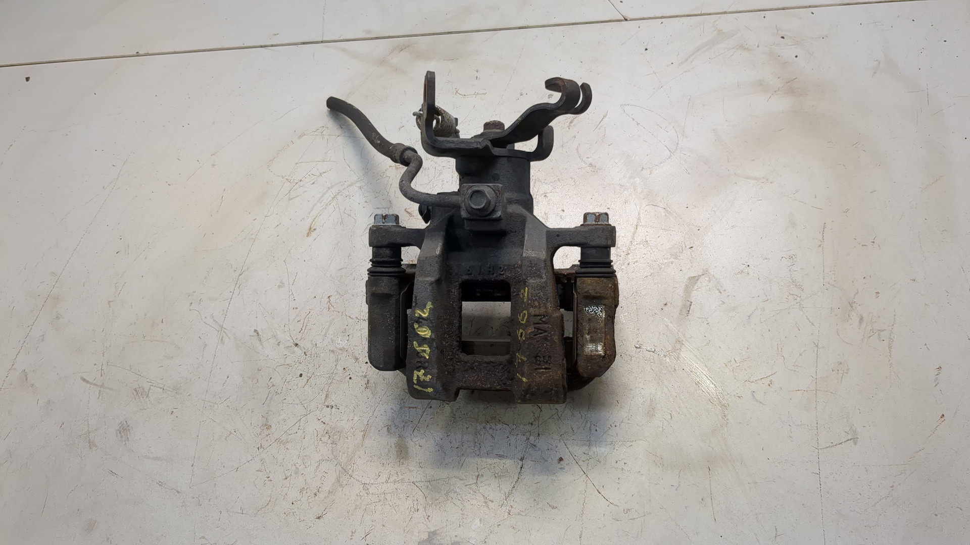 Суппорт задний правый