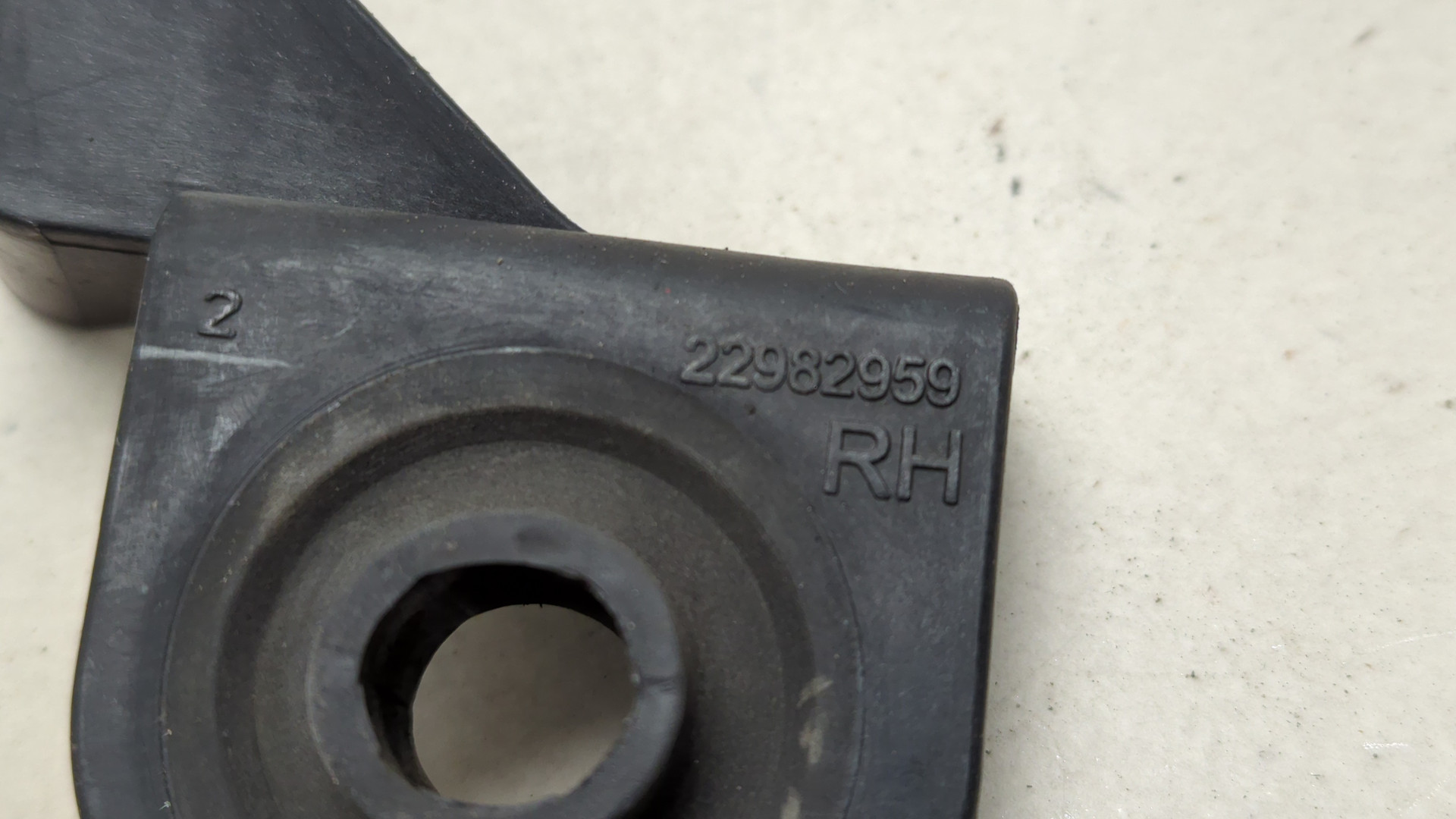 Кронштейн радиатора