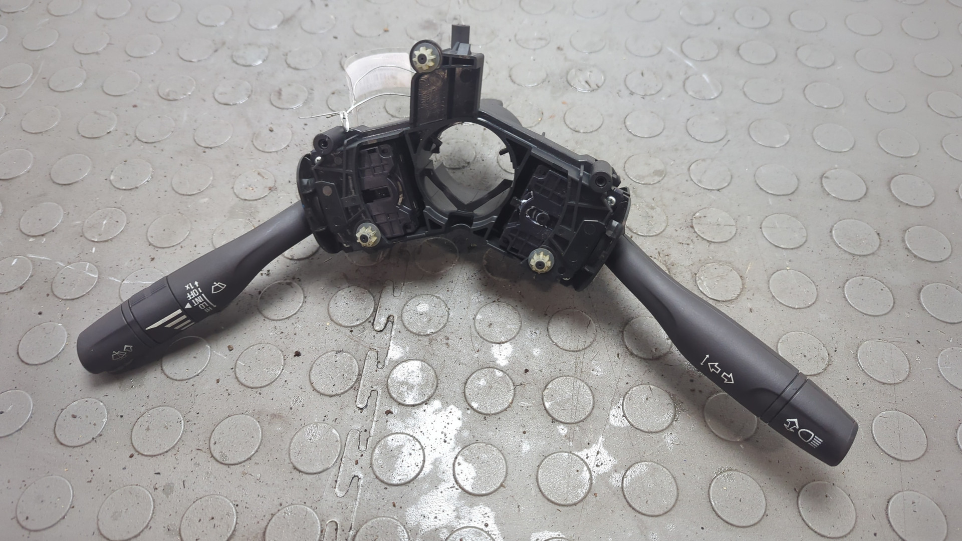 Переключатель подрулевой