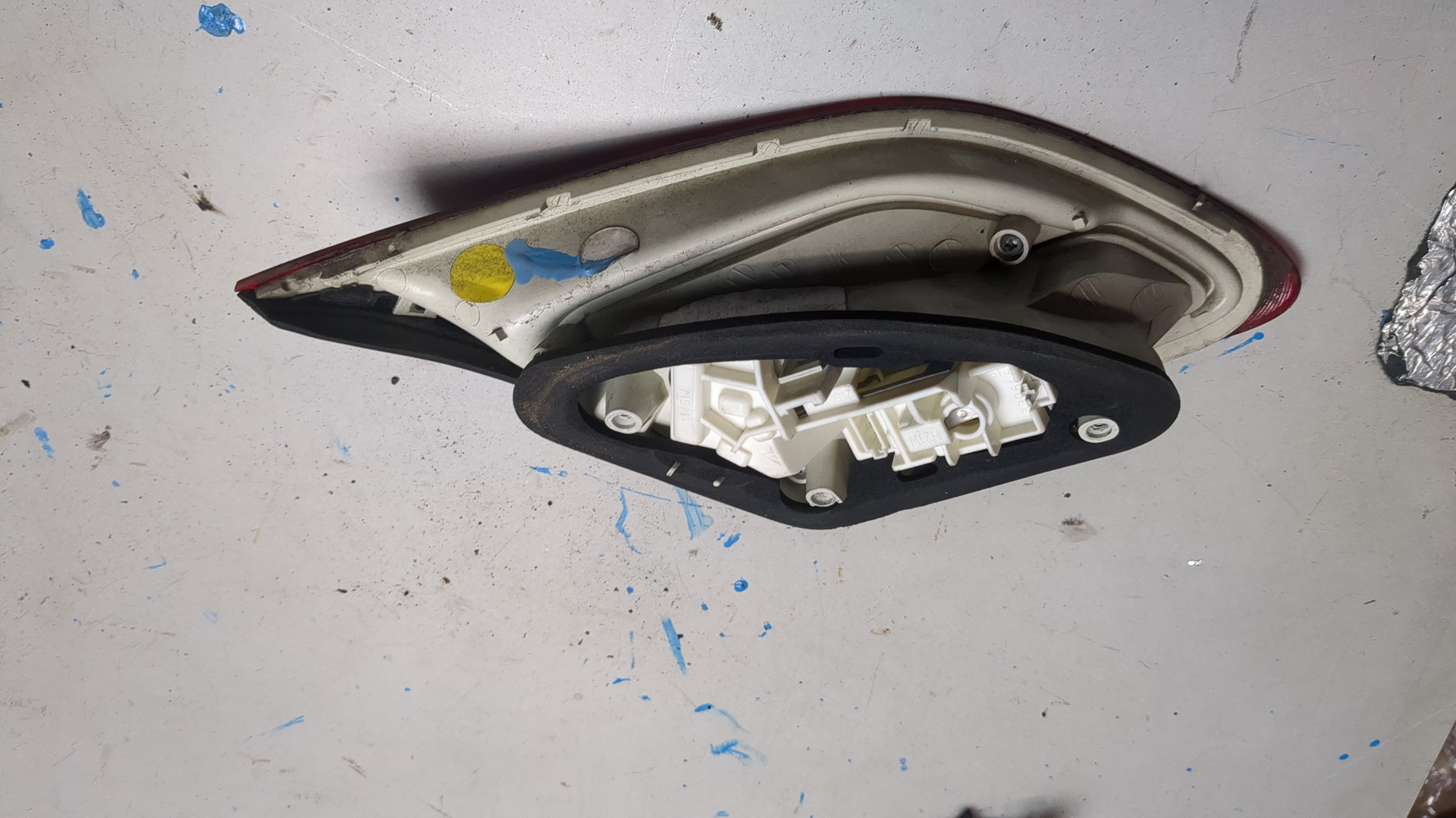 Фонарь задний внутренний правый