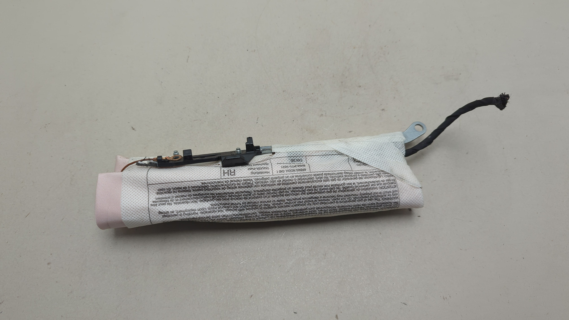 Подушка безопасности боковая (в сиденье)