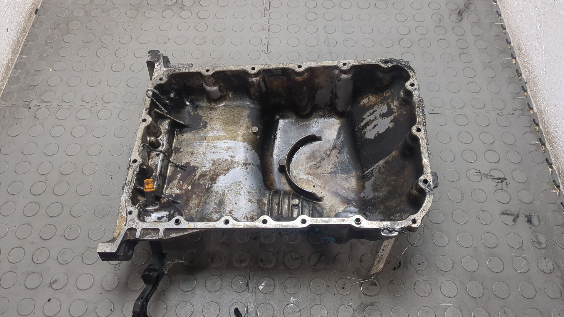 Поддон масляный двигателя (картер)