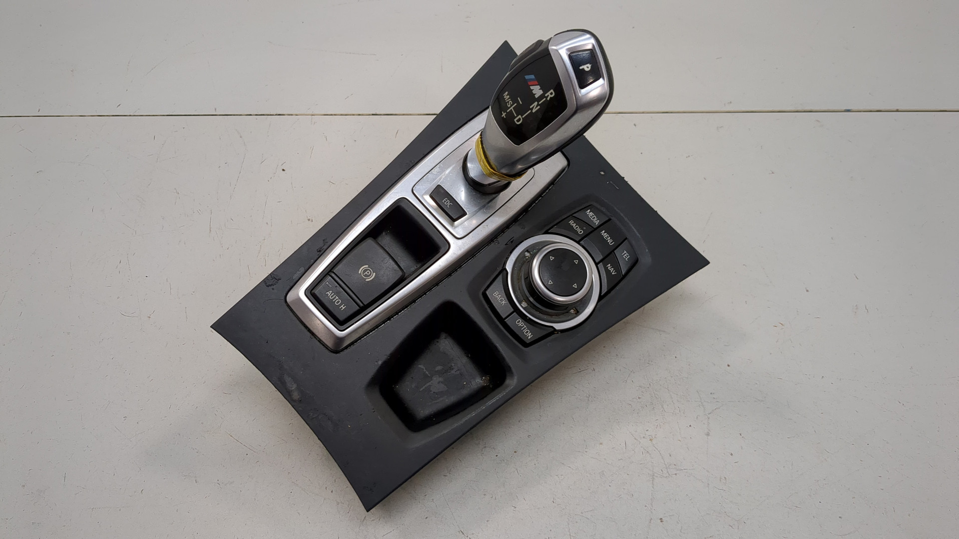 Кулиса МКПП / АКПП