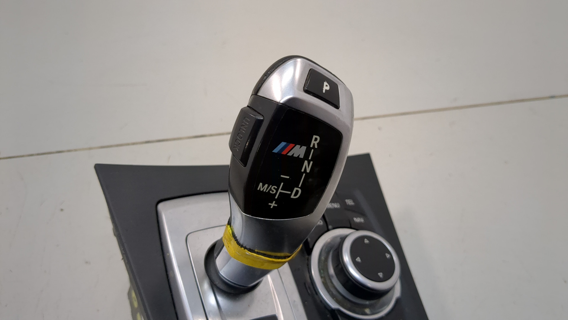 Кулиса МКПП / АКПП