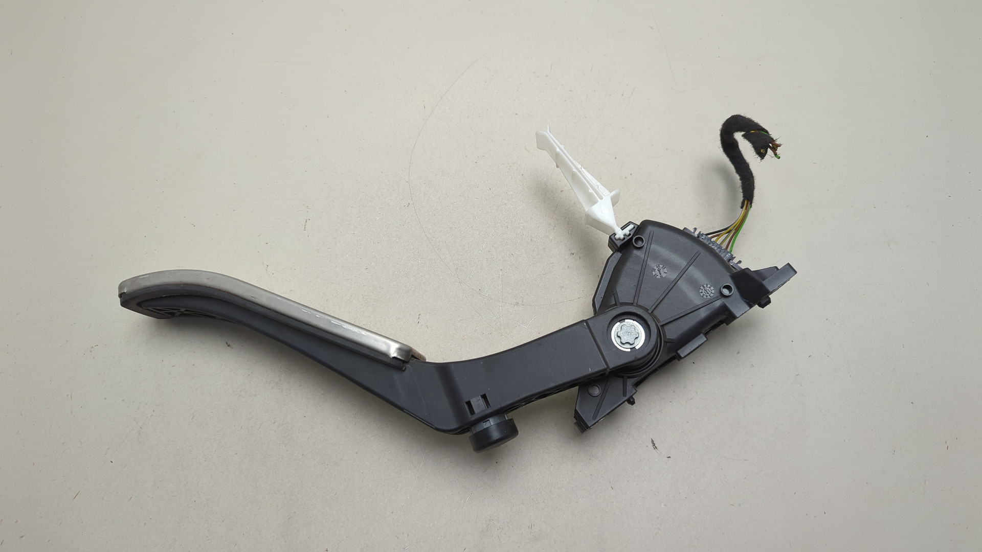 Педаль газа