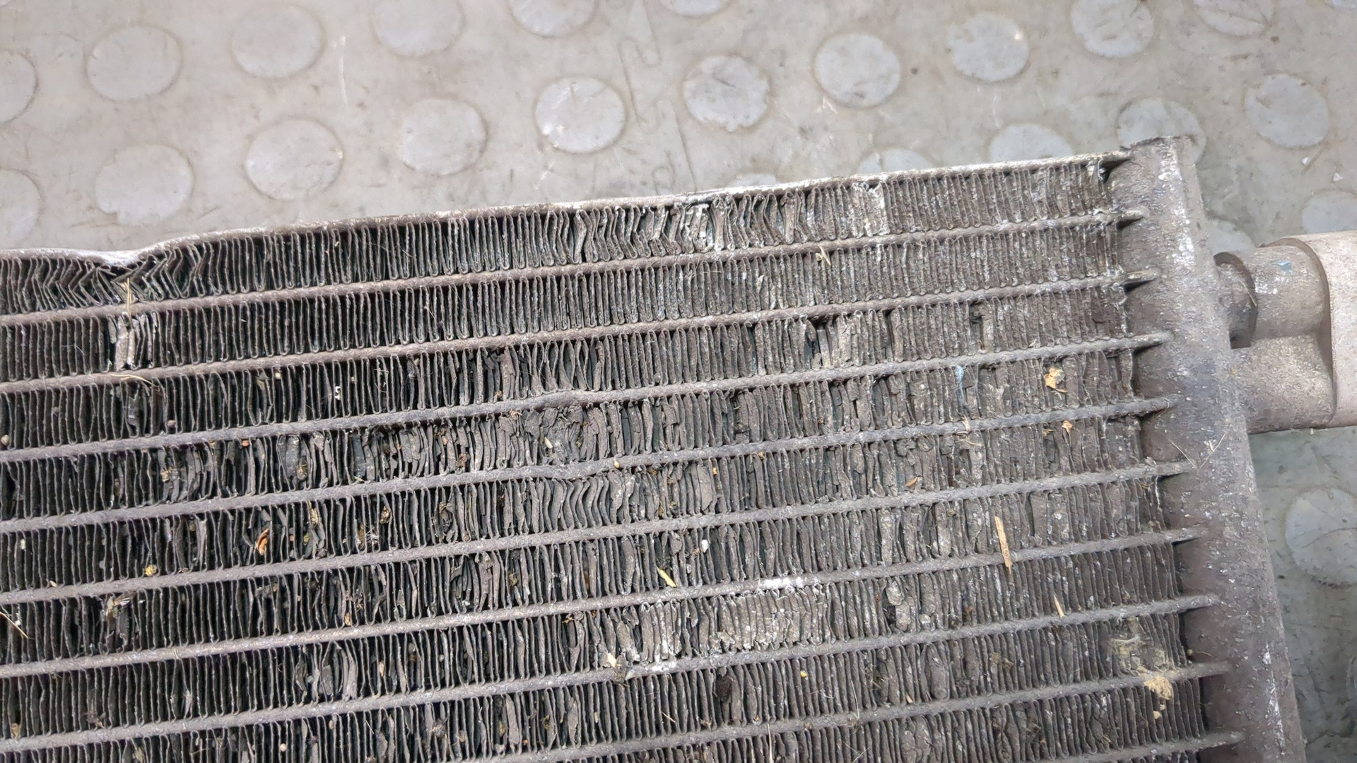 Радиатор кондиционера / конденсер