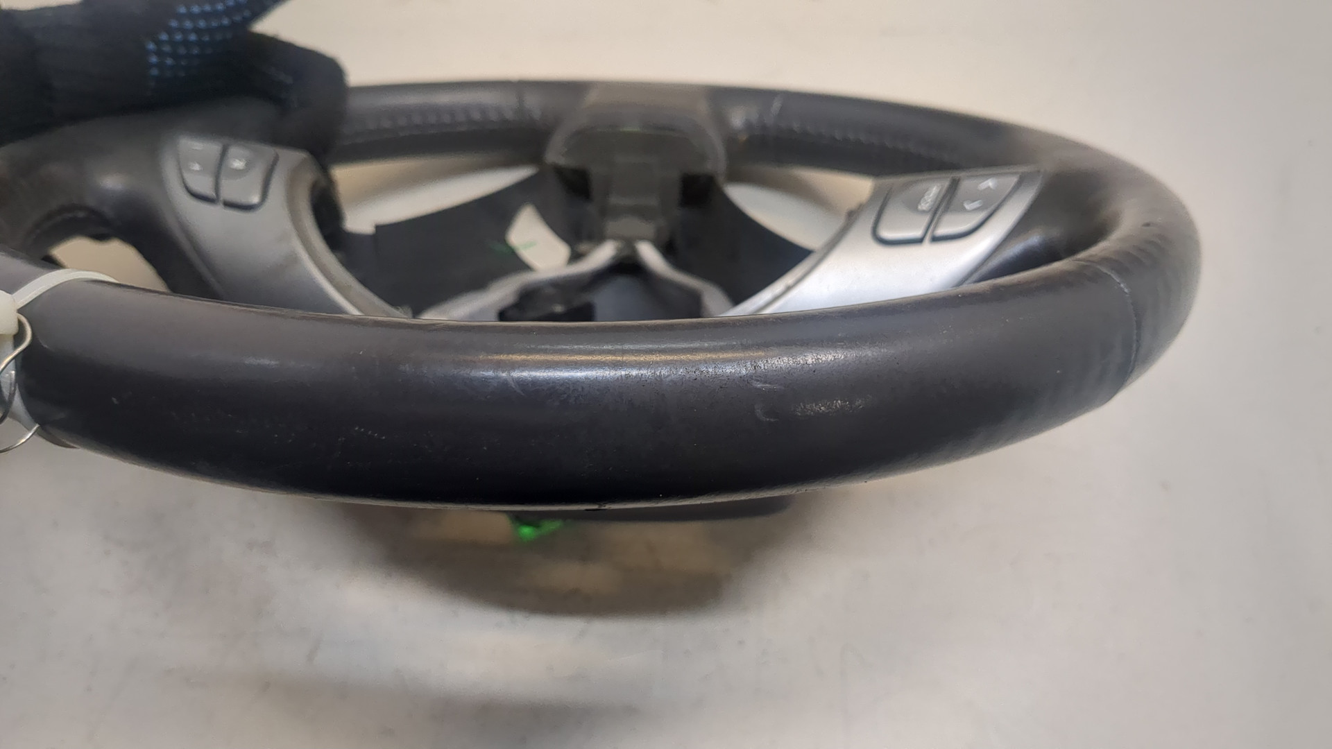 Рулевое колесо (руль)