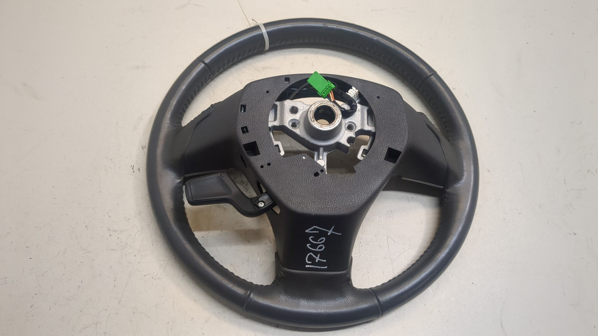 Рулевое колесо (руль)