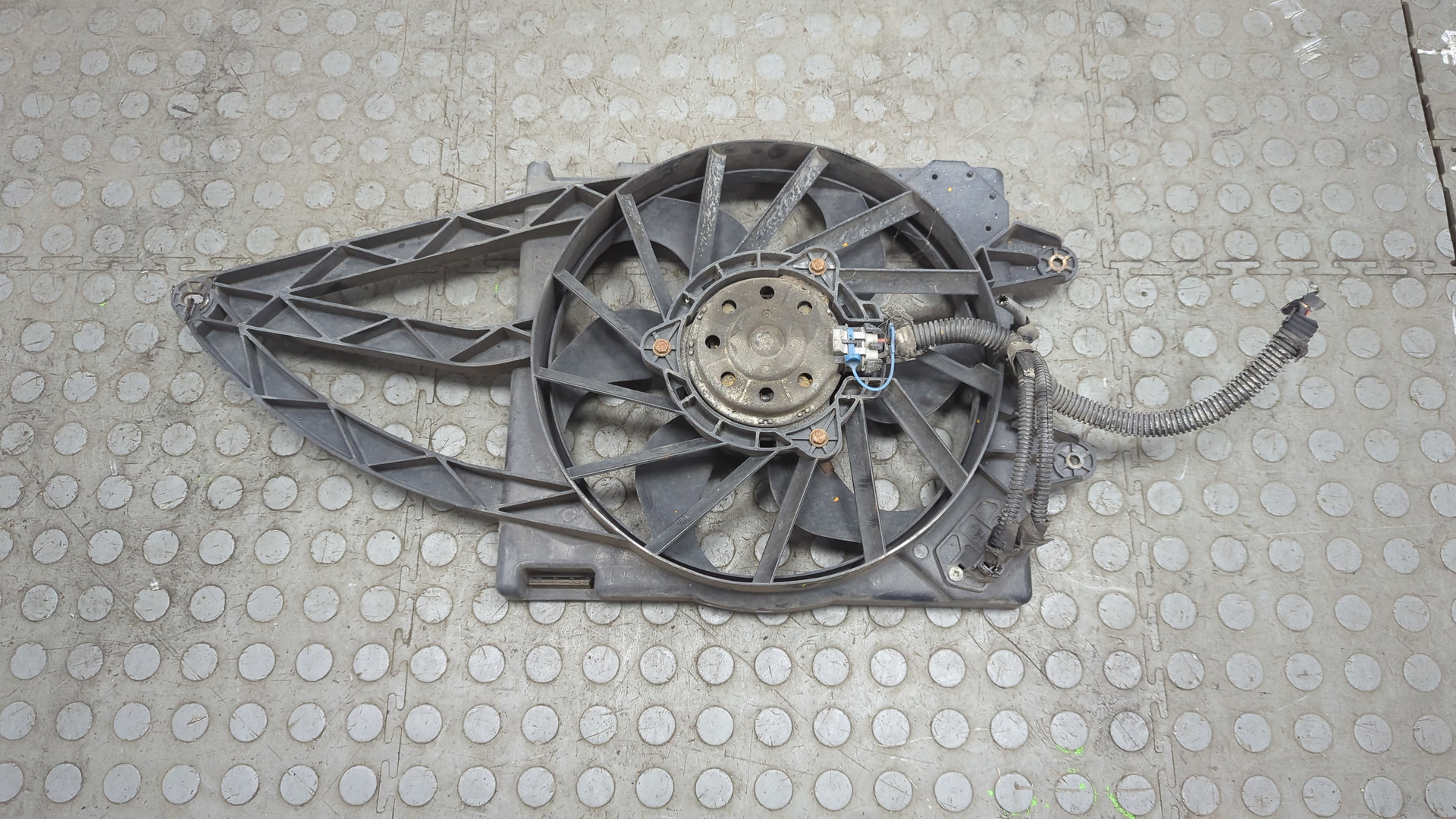 Вентилятор радиатора