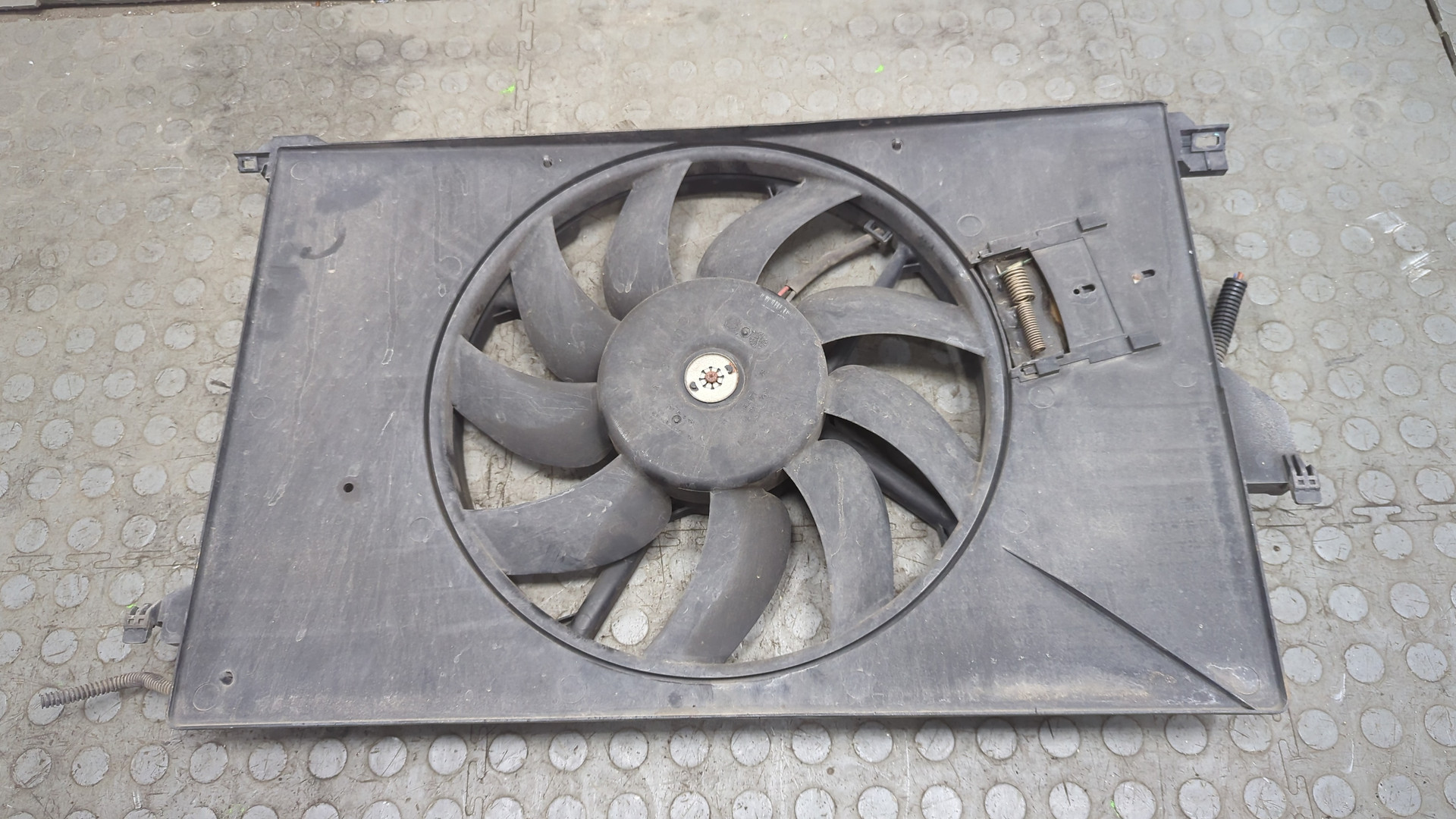 Вентилятор радиатора