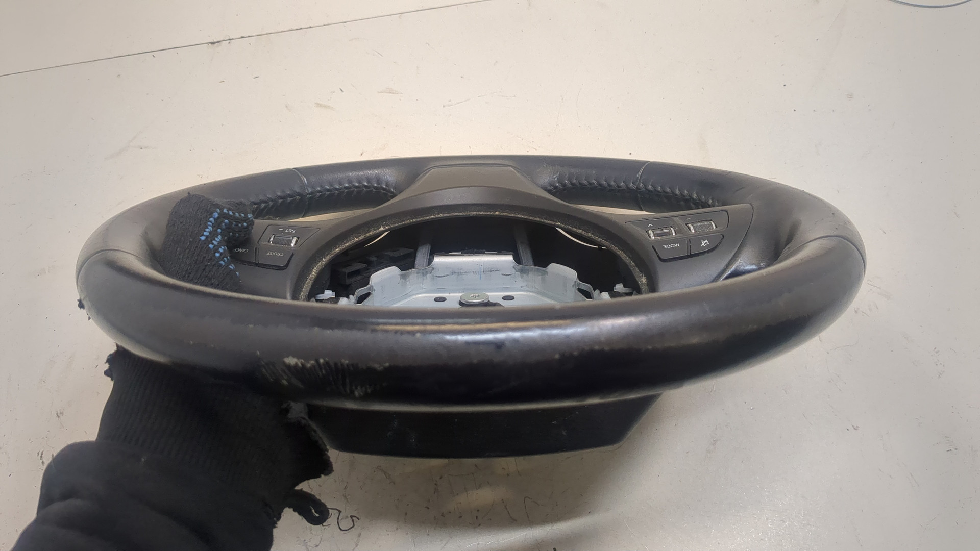 Рулевое колесо (руль)