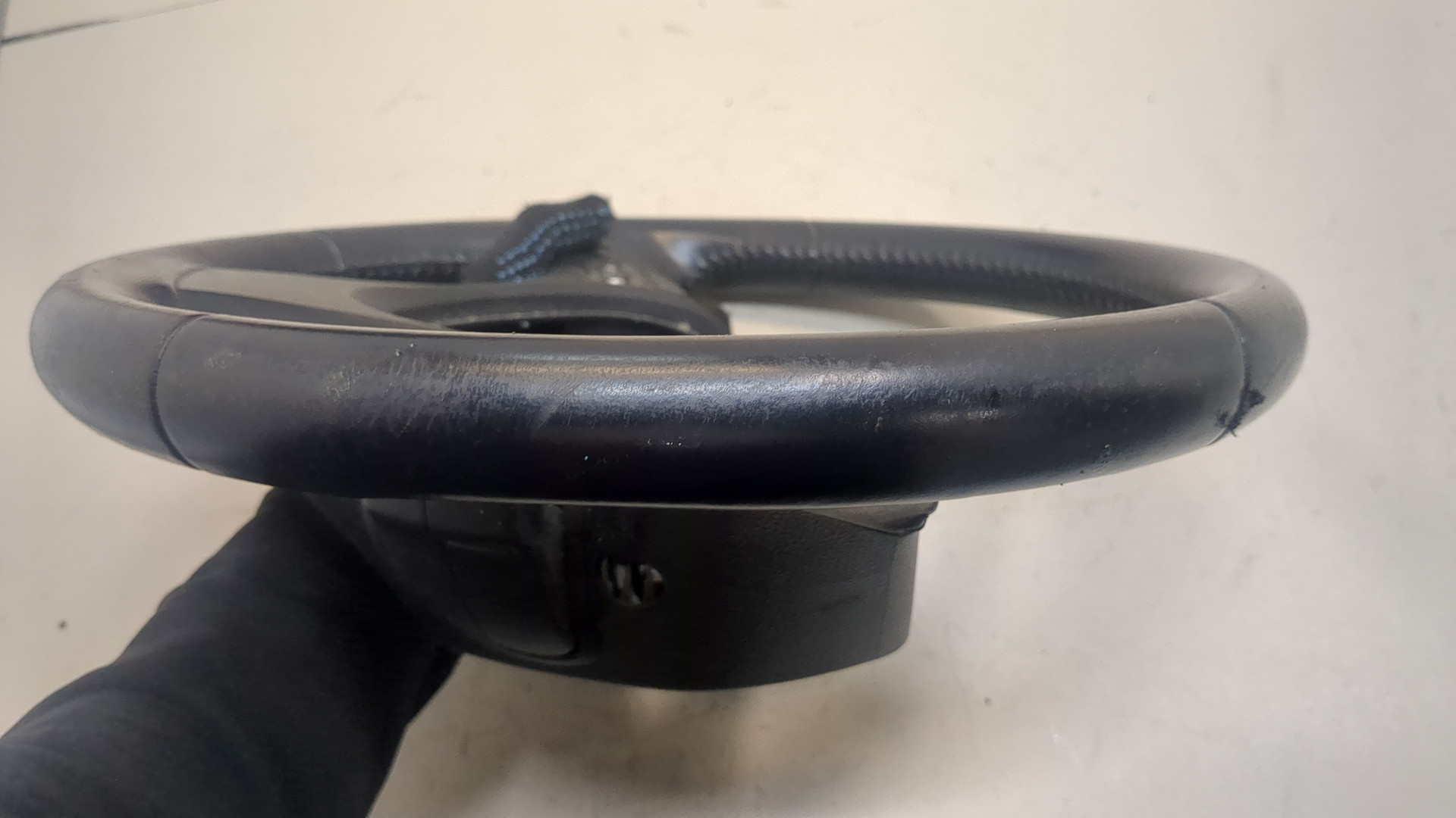 Рулевое колесо (руль)