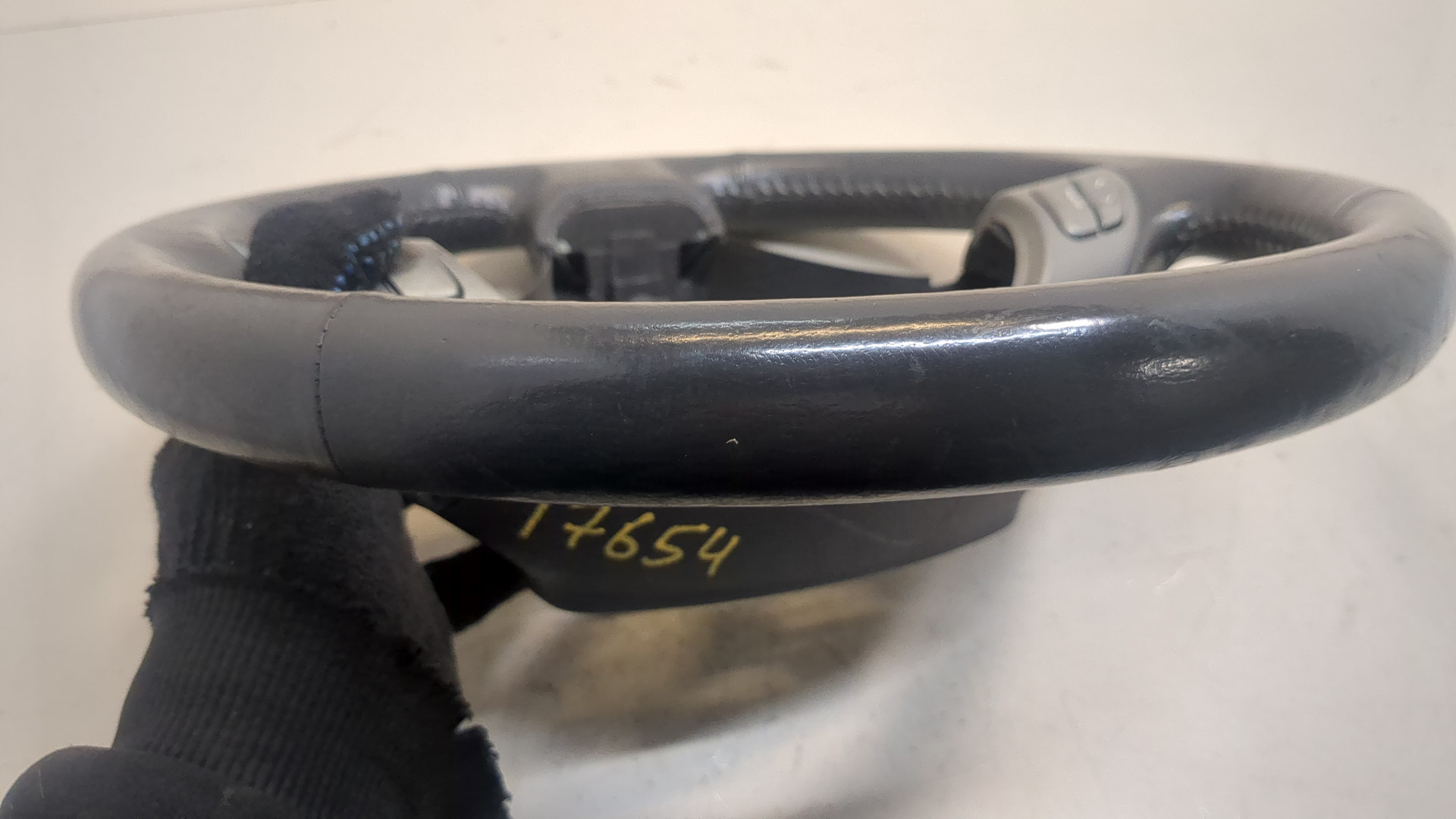 Рулевое колесо (руль)