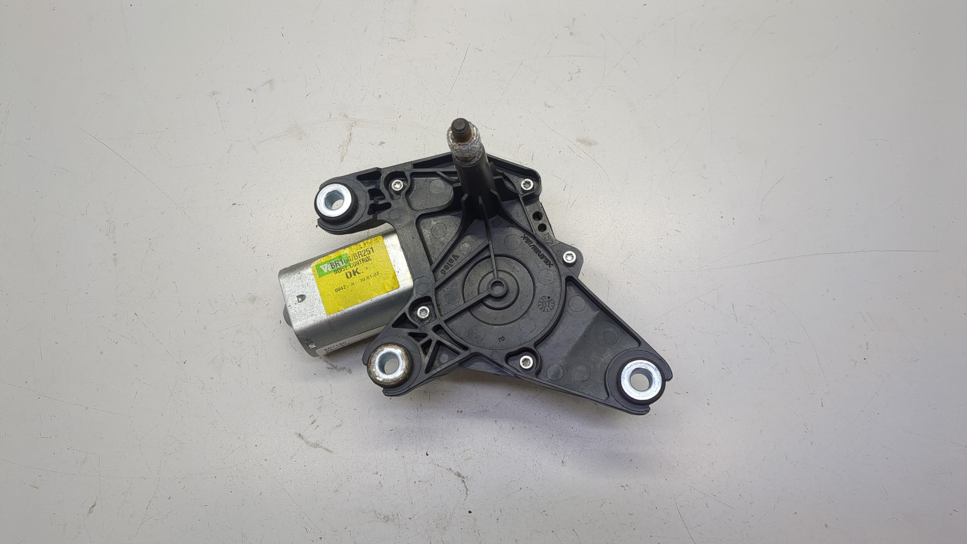 Моторчик стеклоочистителя задний