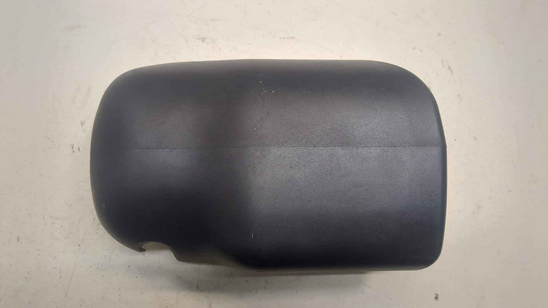 Кожух рулевой колонки