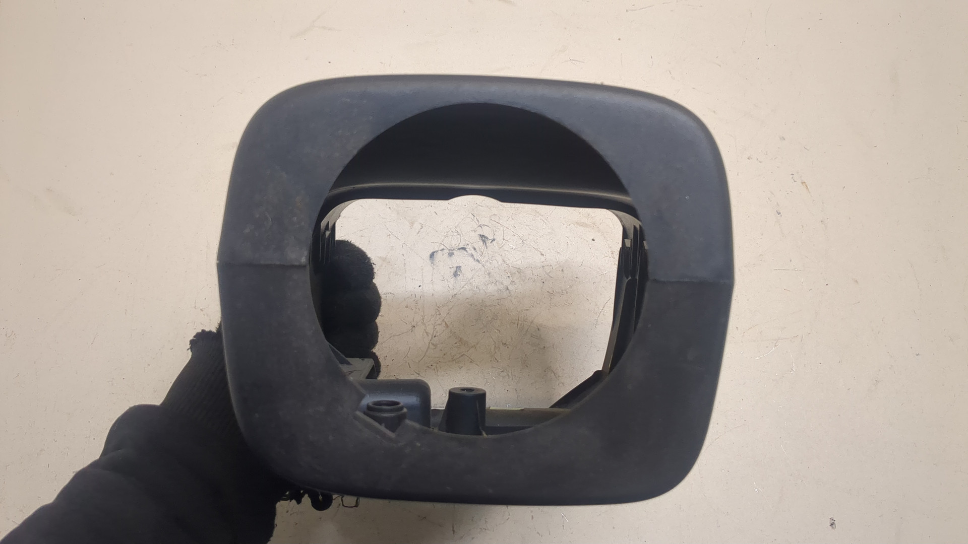 Кожух рулевой колонки