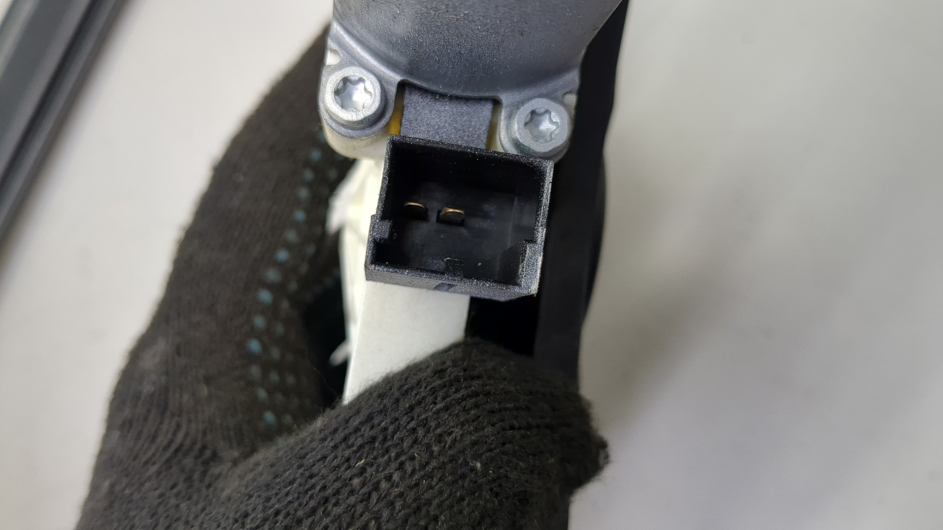 Стеклоподъемник электр. передний левый