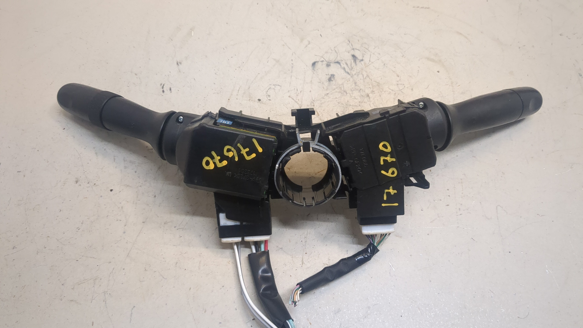 Переключатель подрулевой