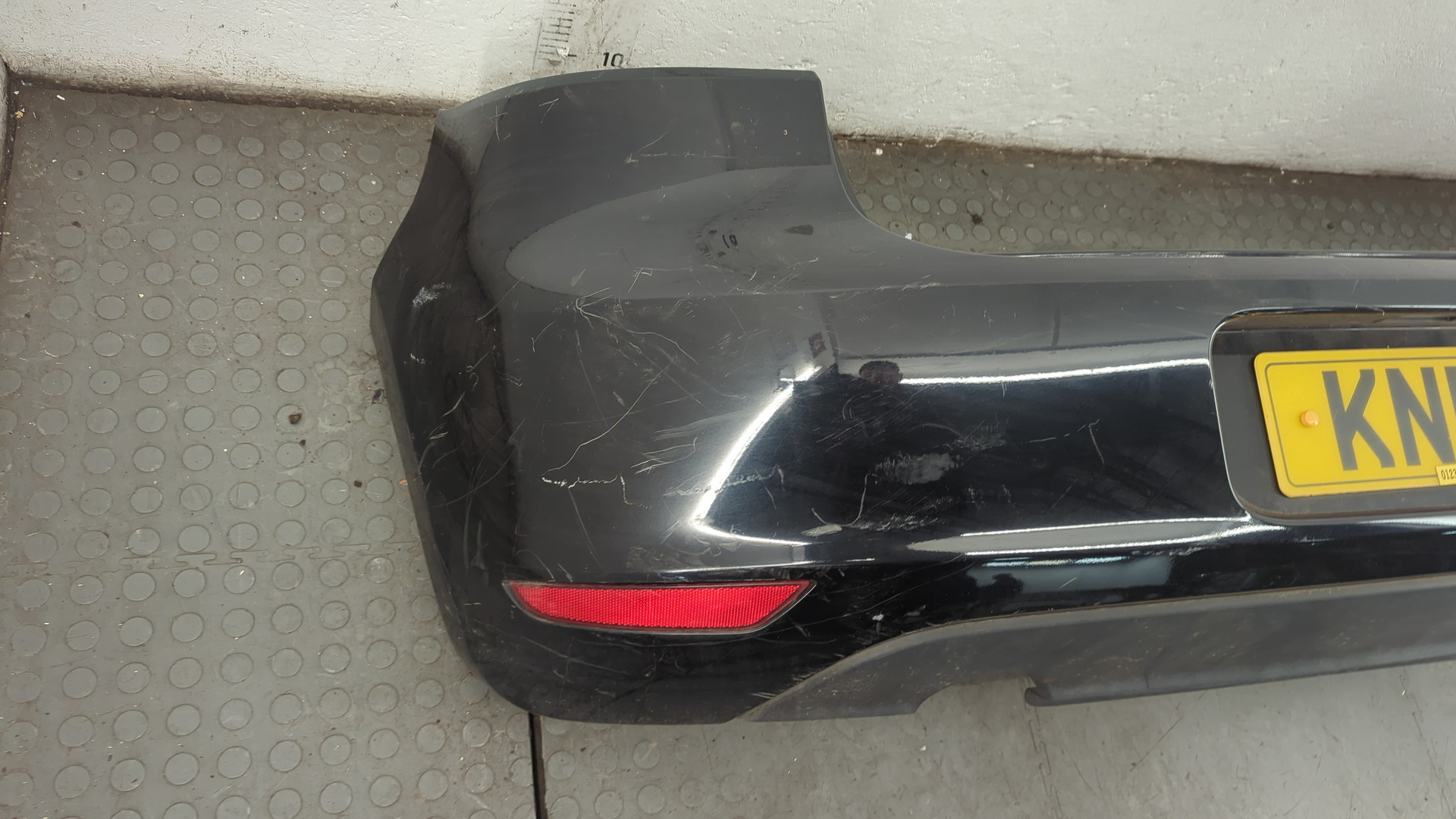 Бампер задний