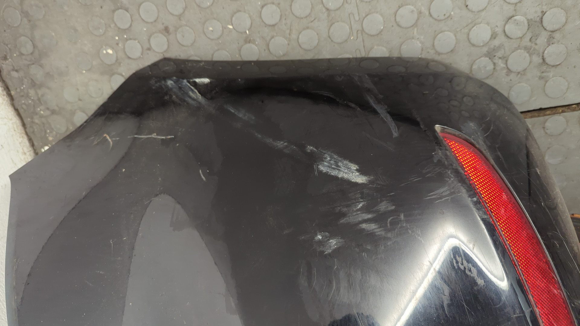 Бампер задний