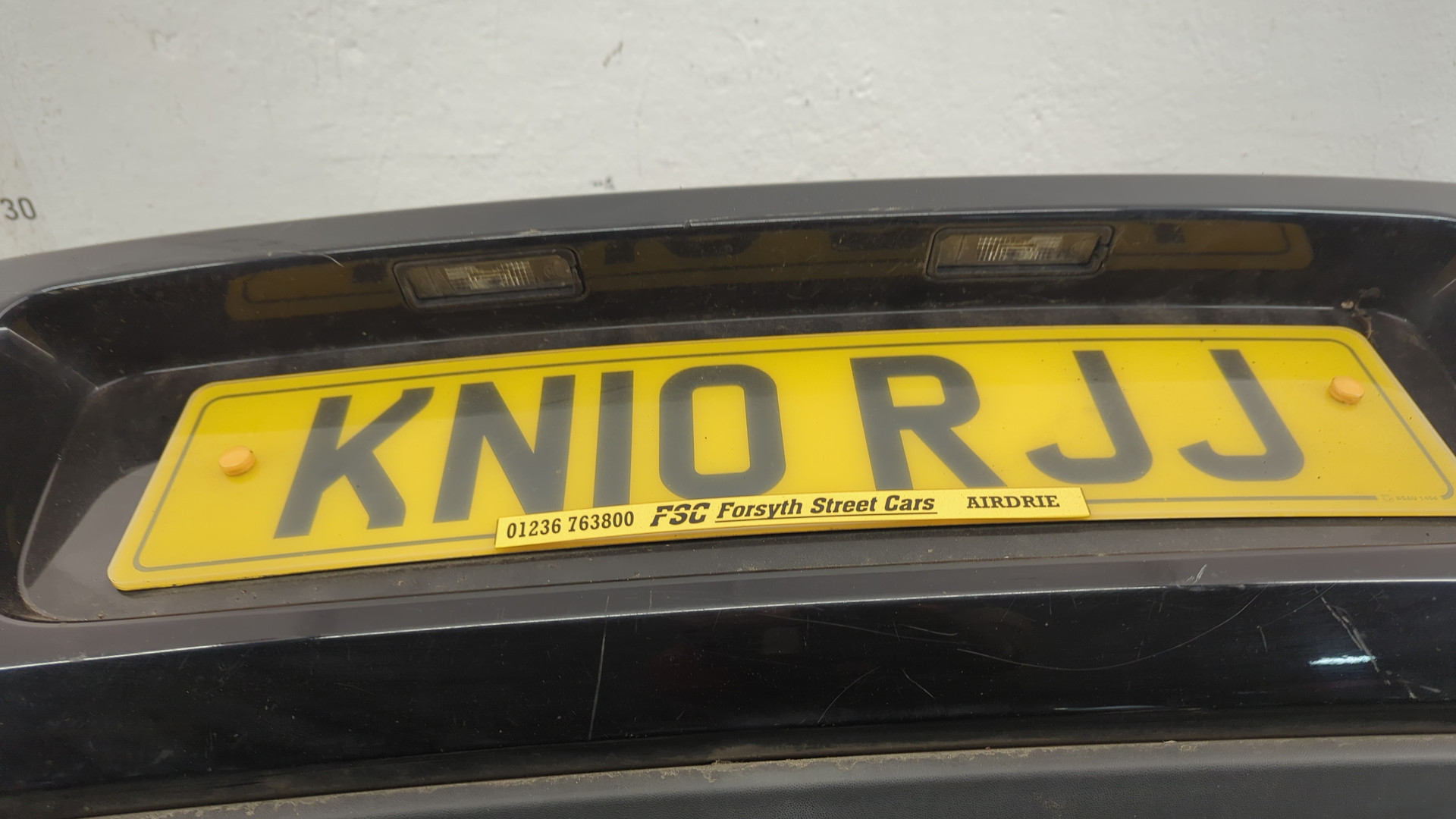 Бампер задний