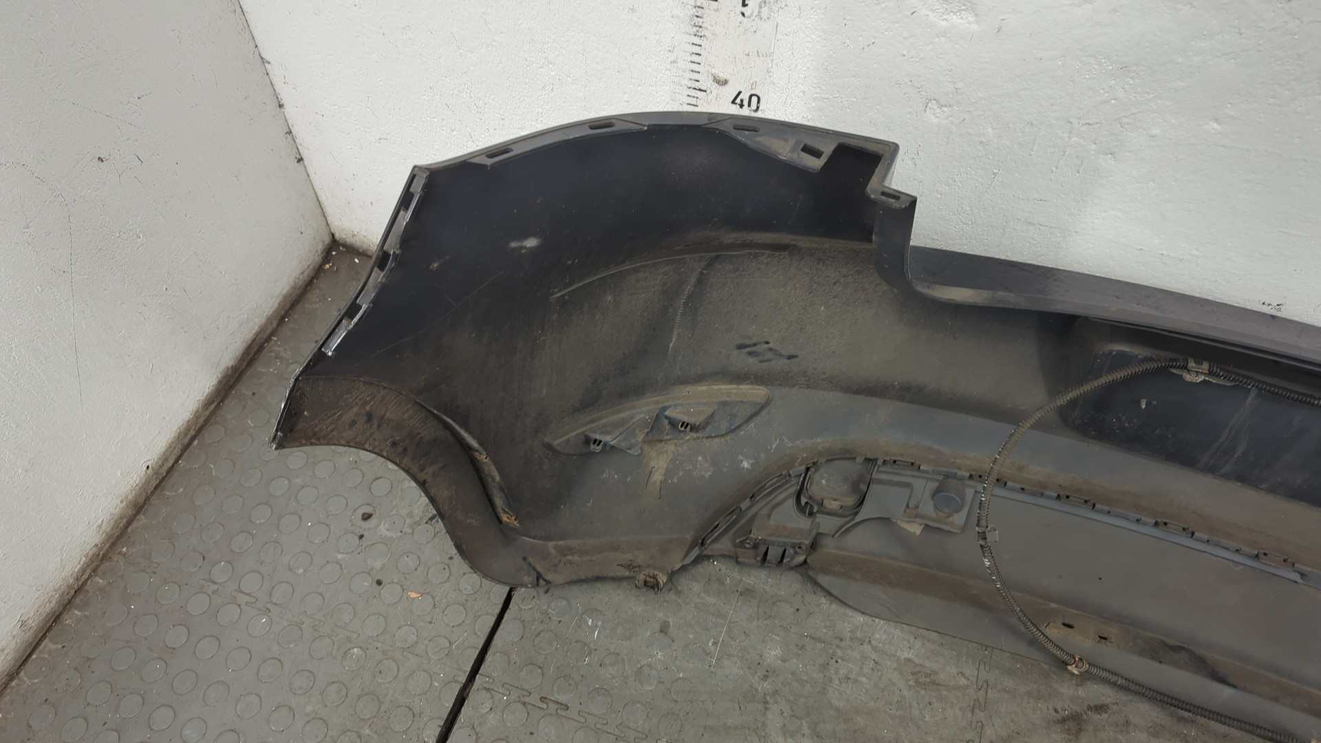 Бампер задний