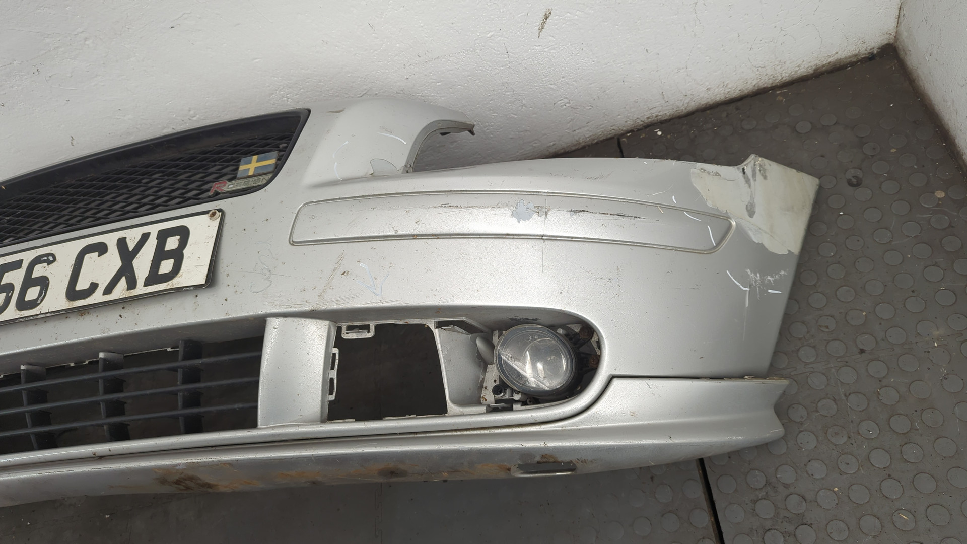 Бампер передний