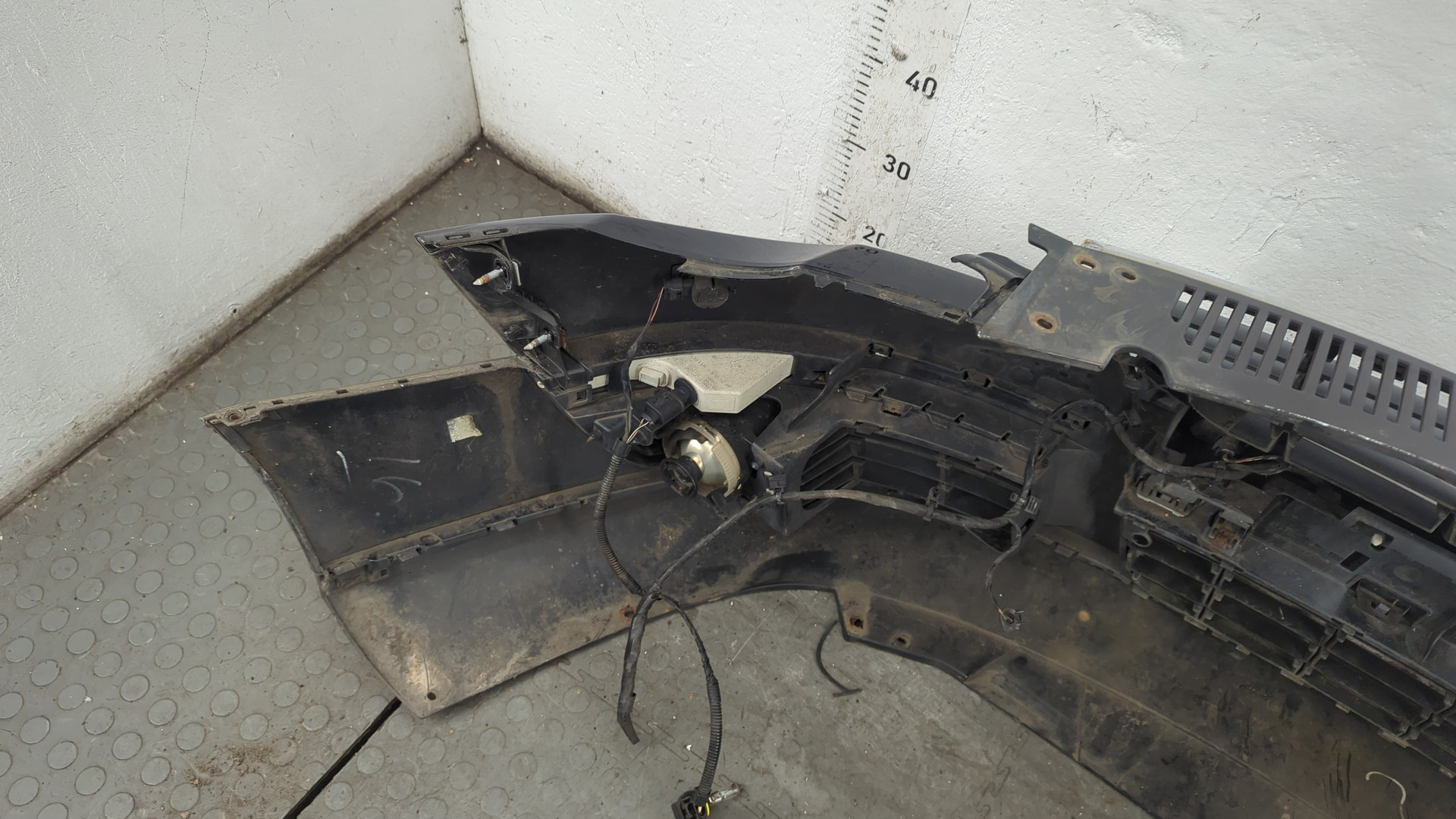 Бампер передний