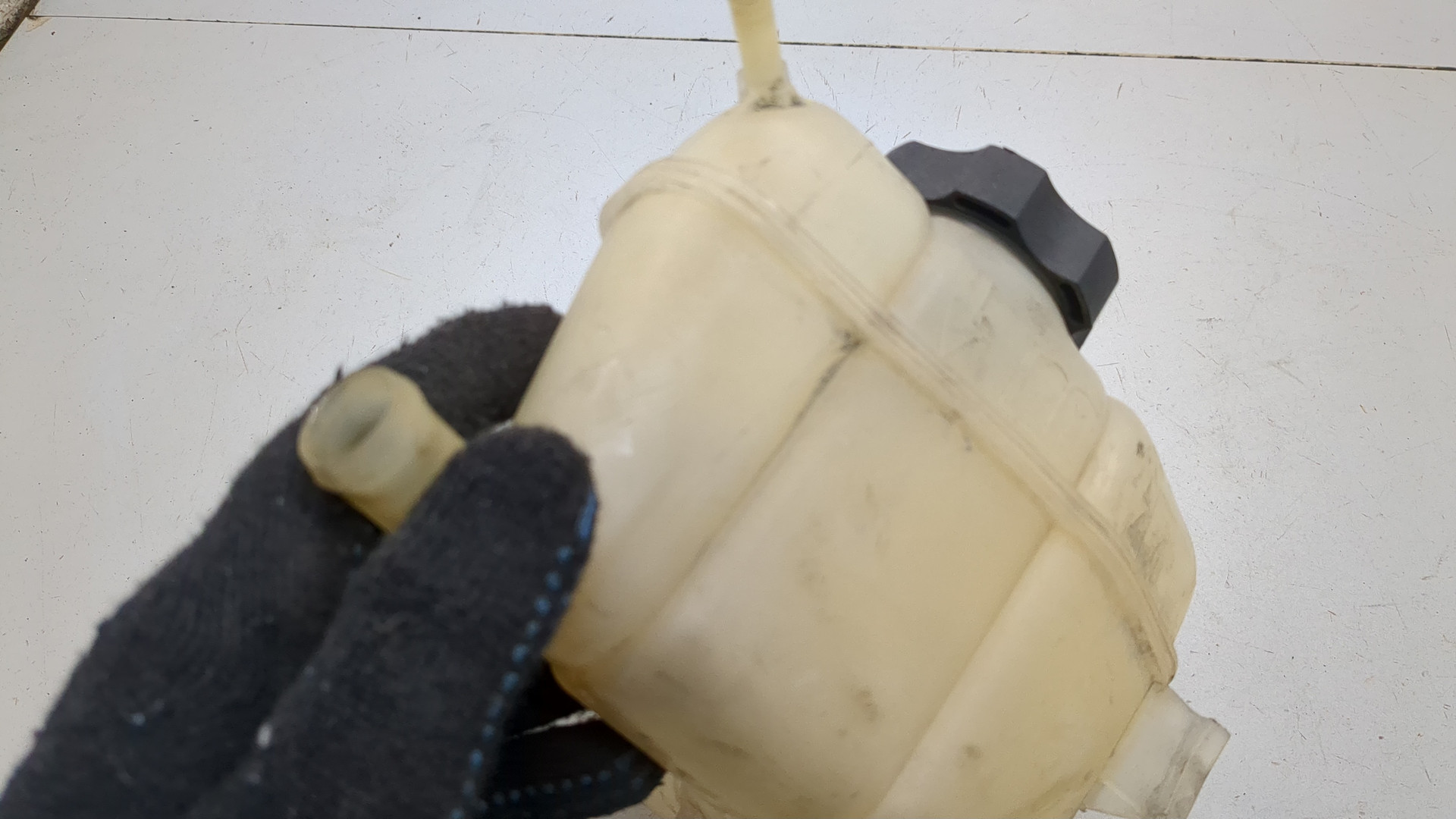 Бачок расширительный