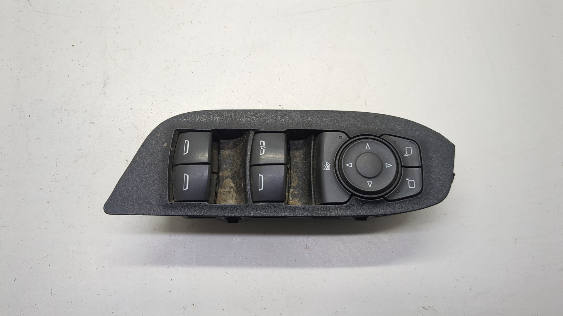 Кнопка стеклоподъемника