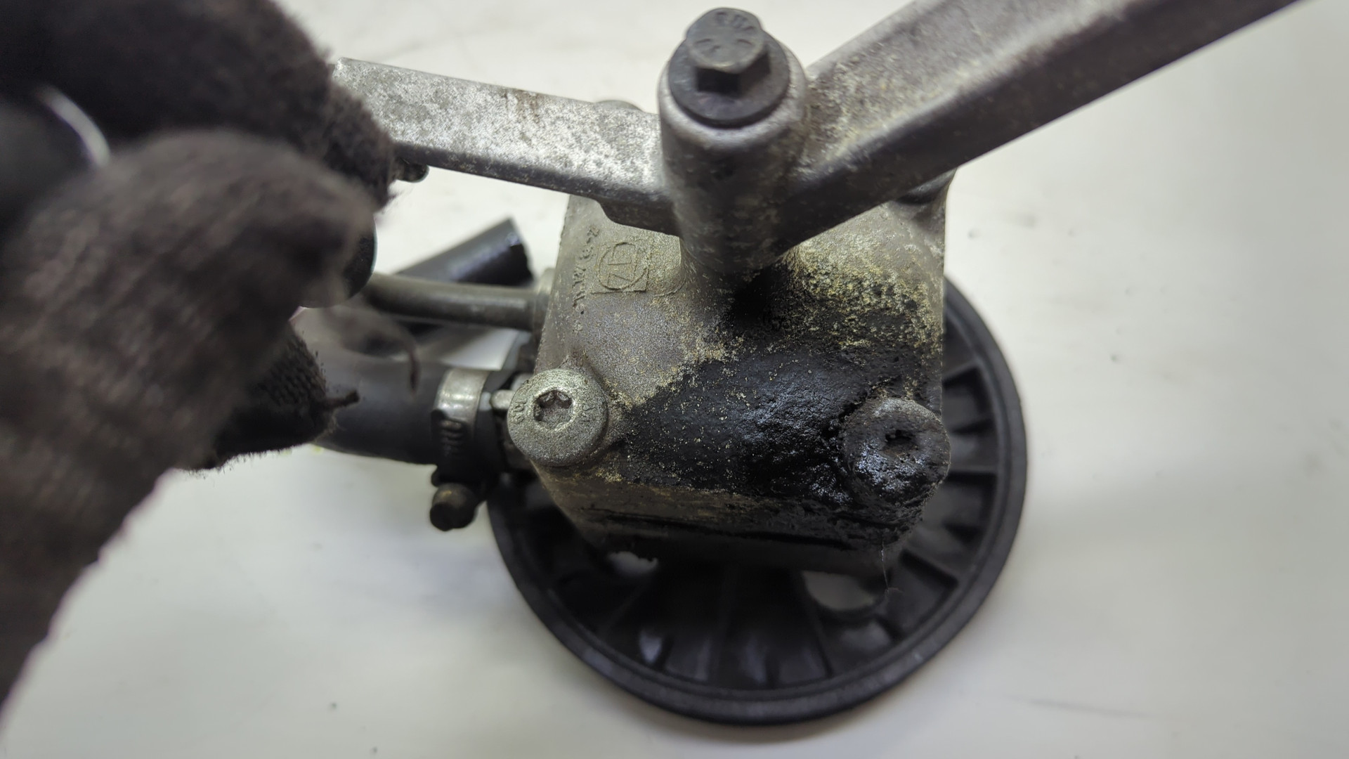 Насос ГУР (гидроусилитель руля)