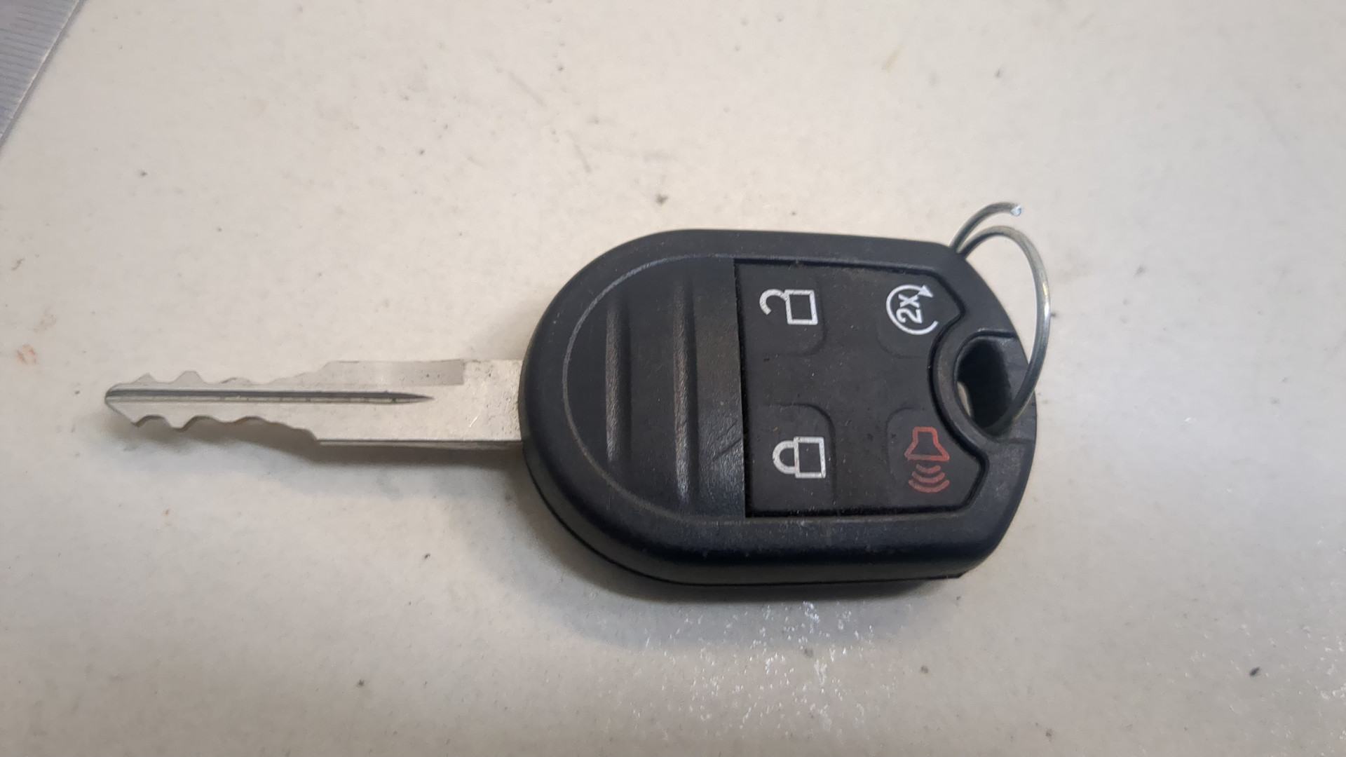 Ключ зажигания